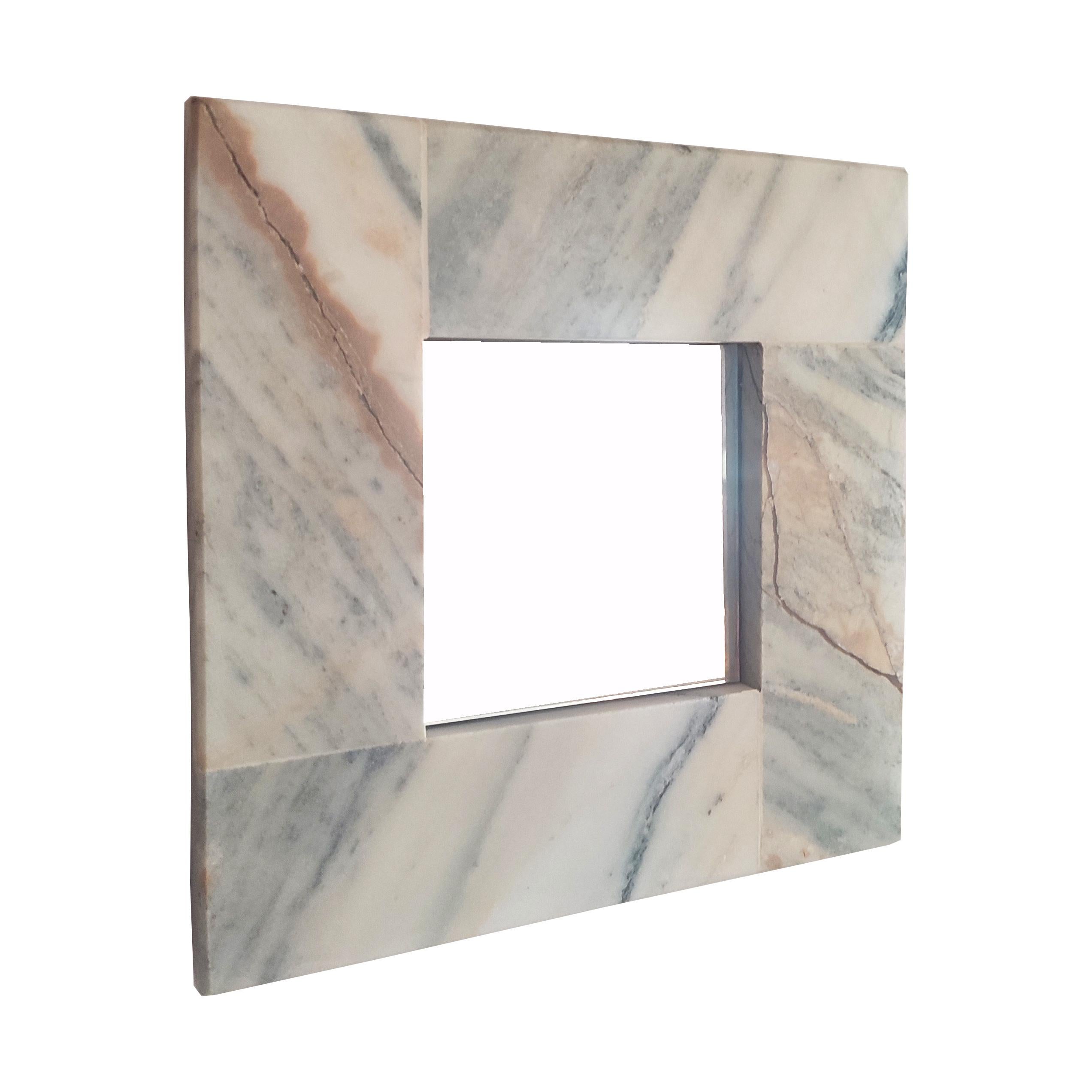 Calacatta Marble Mirror Italian Marble Contemprary Design Luxury Gift Made Spain In New Condition For Sale In VALVERDE DEL MAJANO, CL