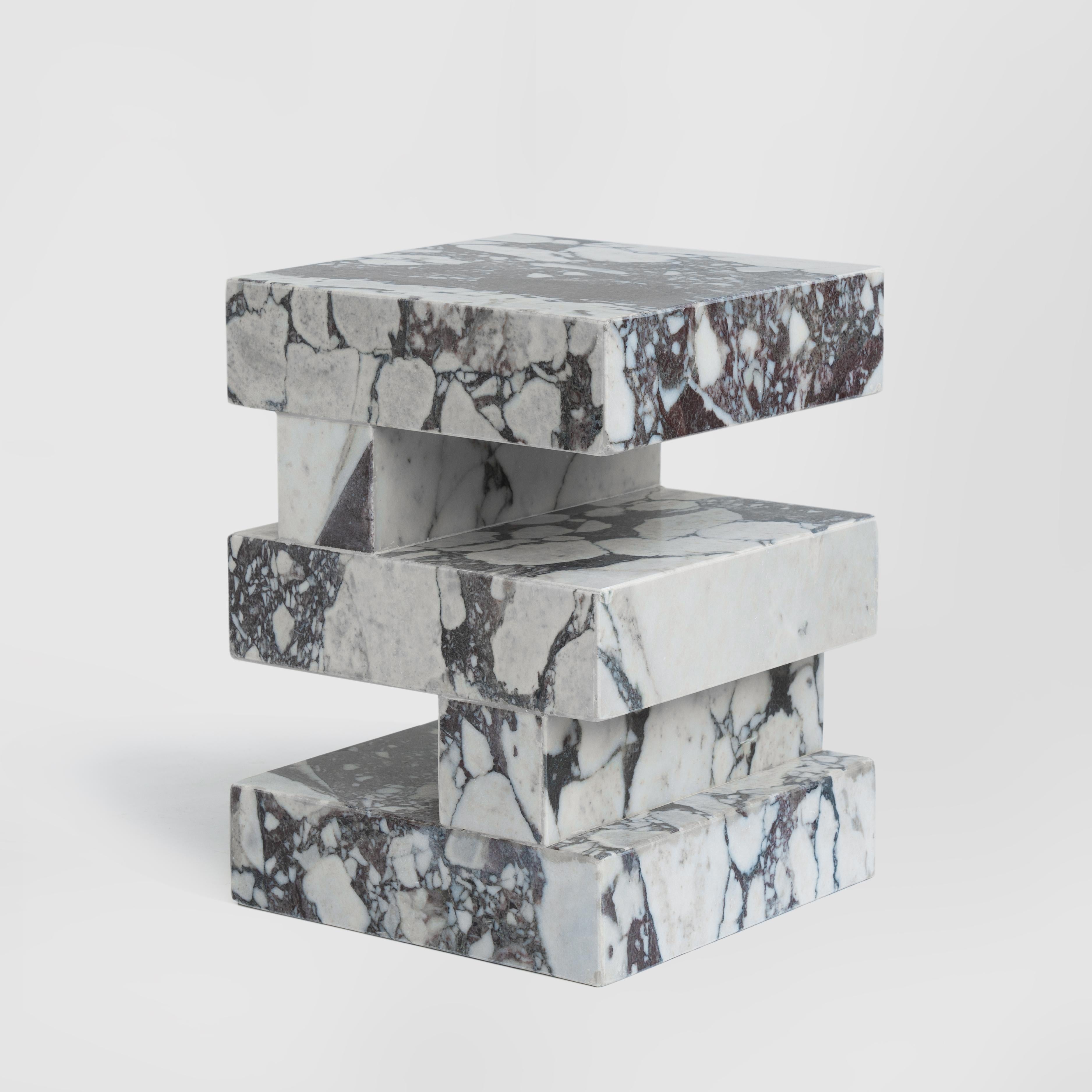 Table d'appoint Calacatta « S Y N C », édition limitée en vente 3