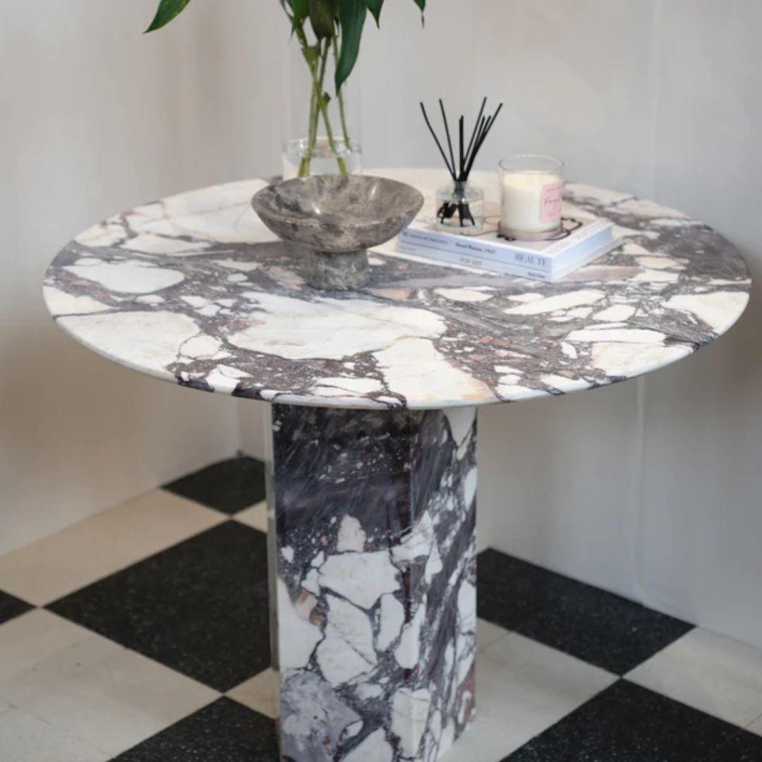 calacatta marble table