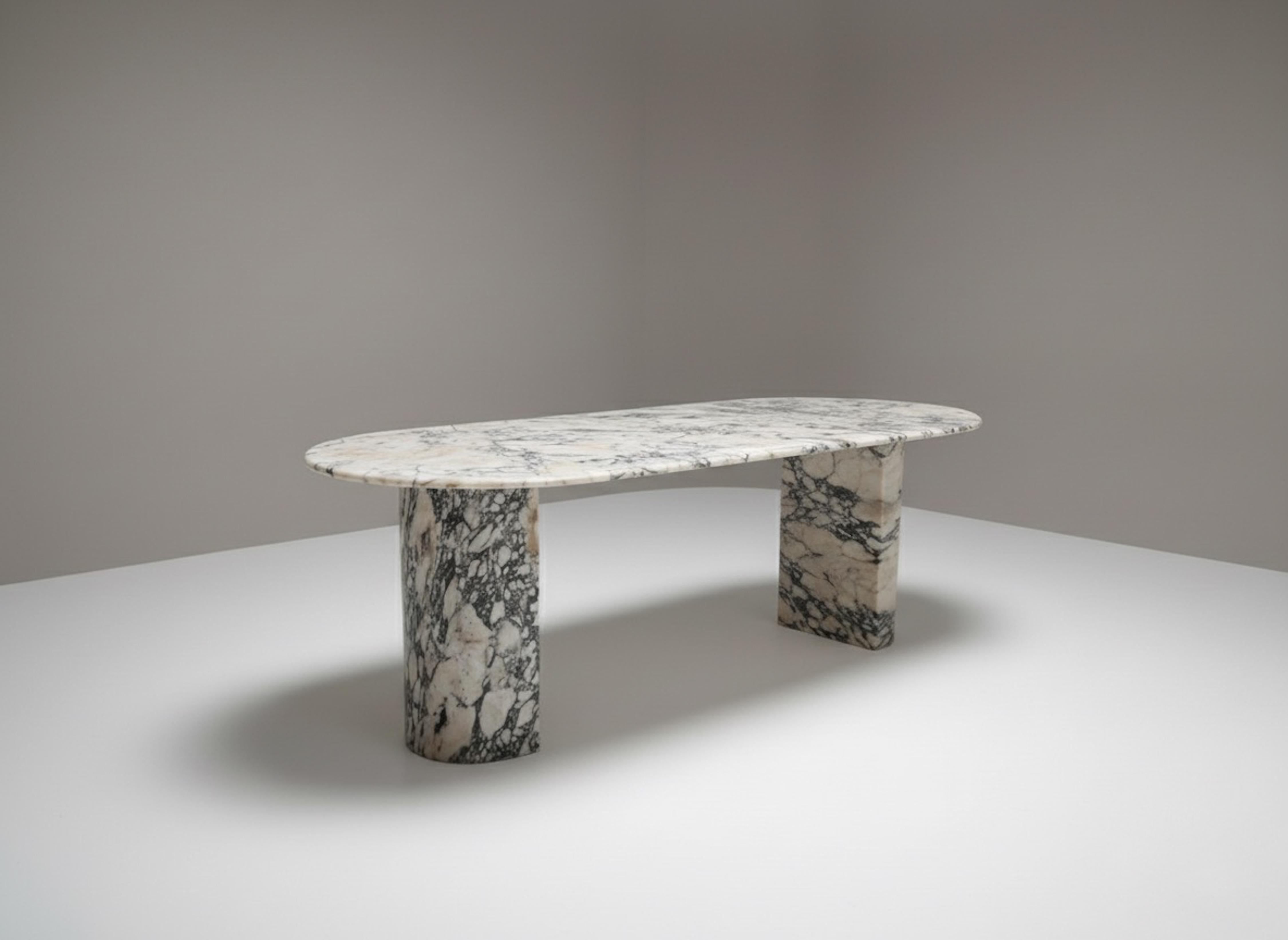 Calacatta Viola Marble Dining Table - Custom Made Marble Table In New Condition For Sale In İnegöl, TR