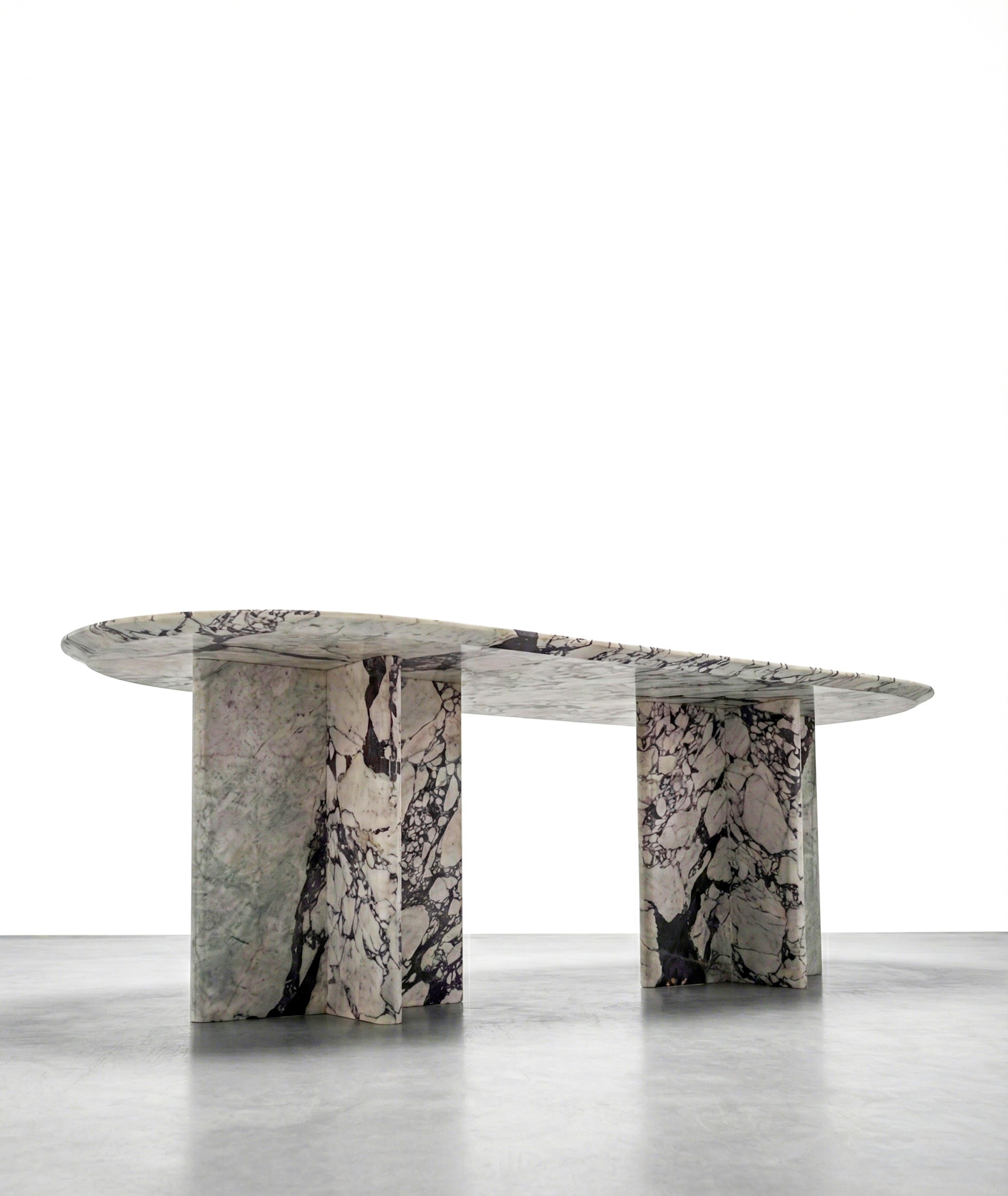 Art Déco Calacatta Viola Marble Monolith Dining Table, Custom Made White Marble Table in vendita