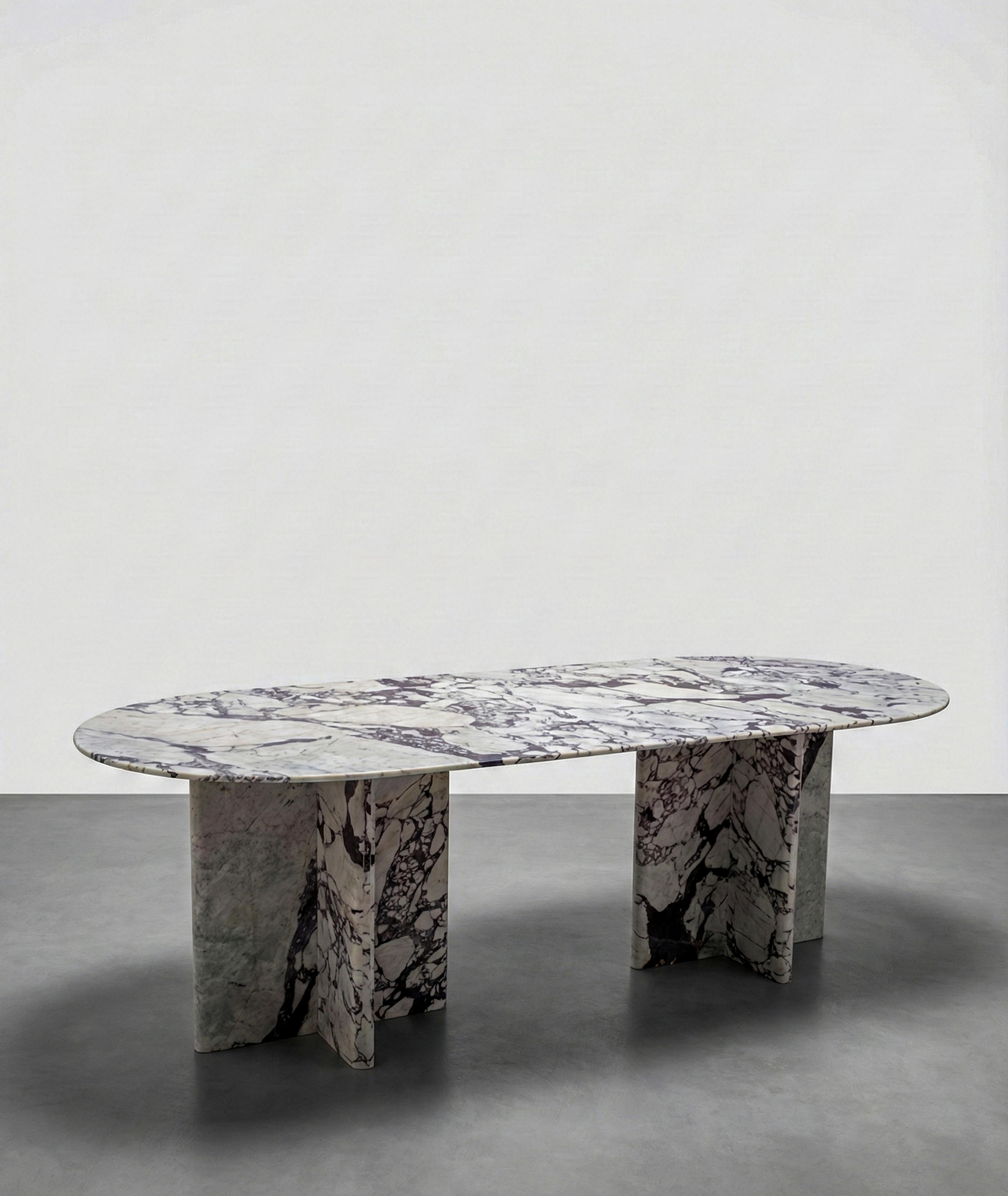 XXI secolo e contemporaneo Calacatta Viola Marble Monolith Dining Table, Custom Made White Marble Table in vendita