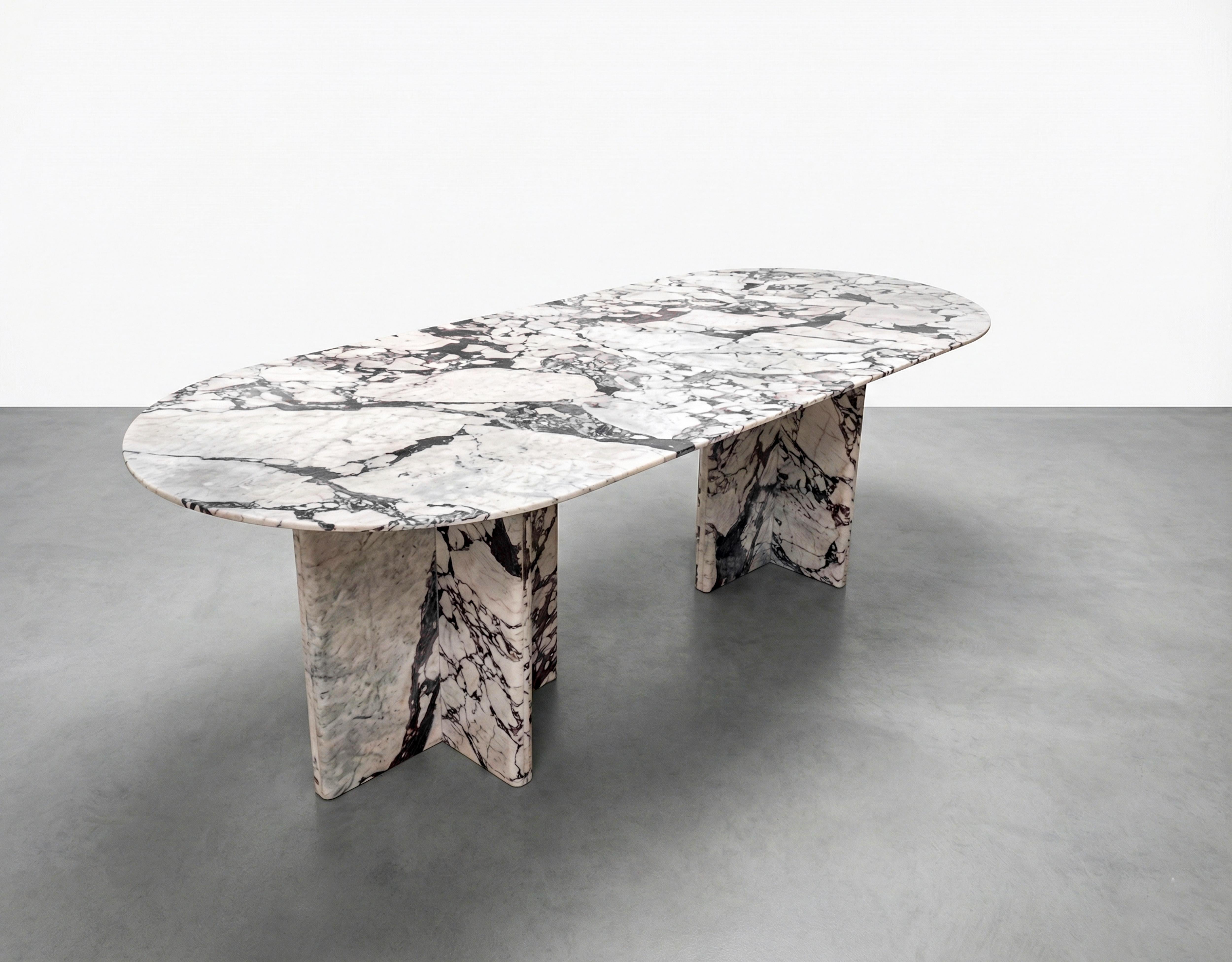 Calacatta Viola Marble Monolith Dining Table, Custom Made White Marble Table in vendita 1
