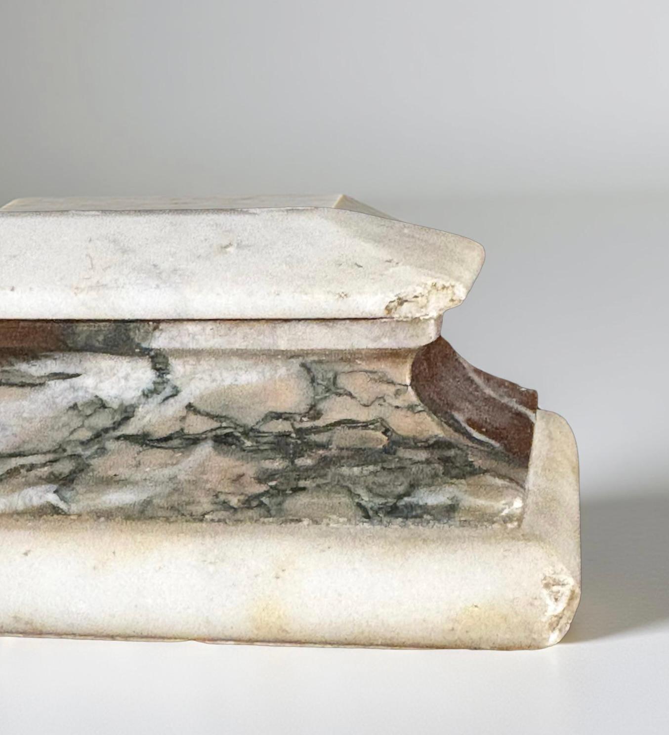 Calamaio Grand Tour in marmo a Sarcofago inizio XIX secolo en venta 3