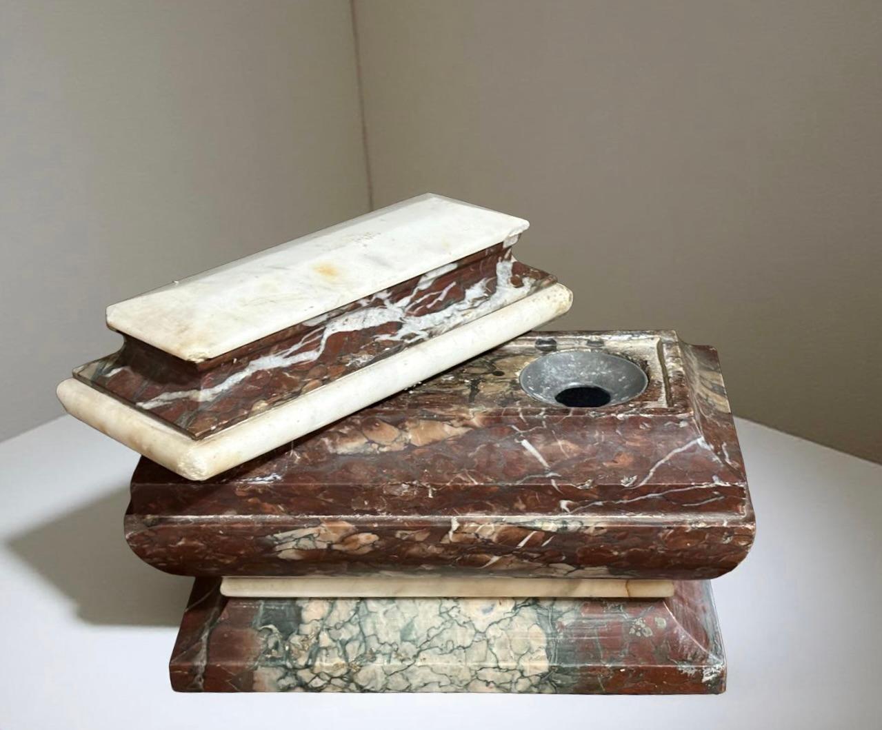 Calamaio Grand Tour in marmo a Sarcofago inizio XIX secolo en venta 2