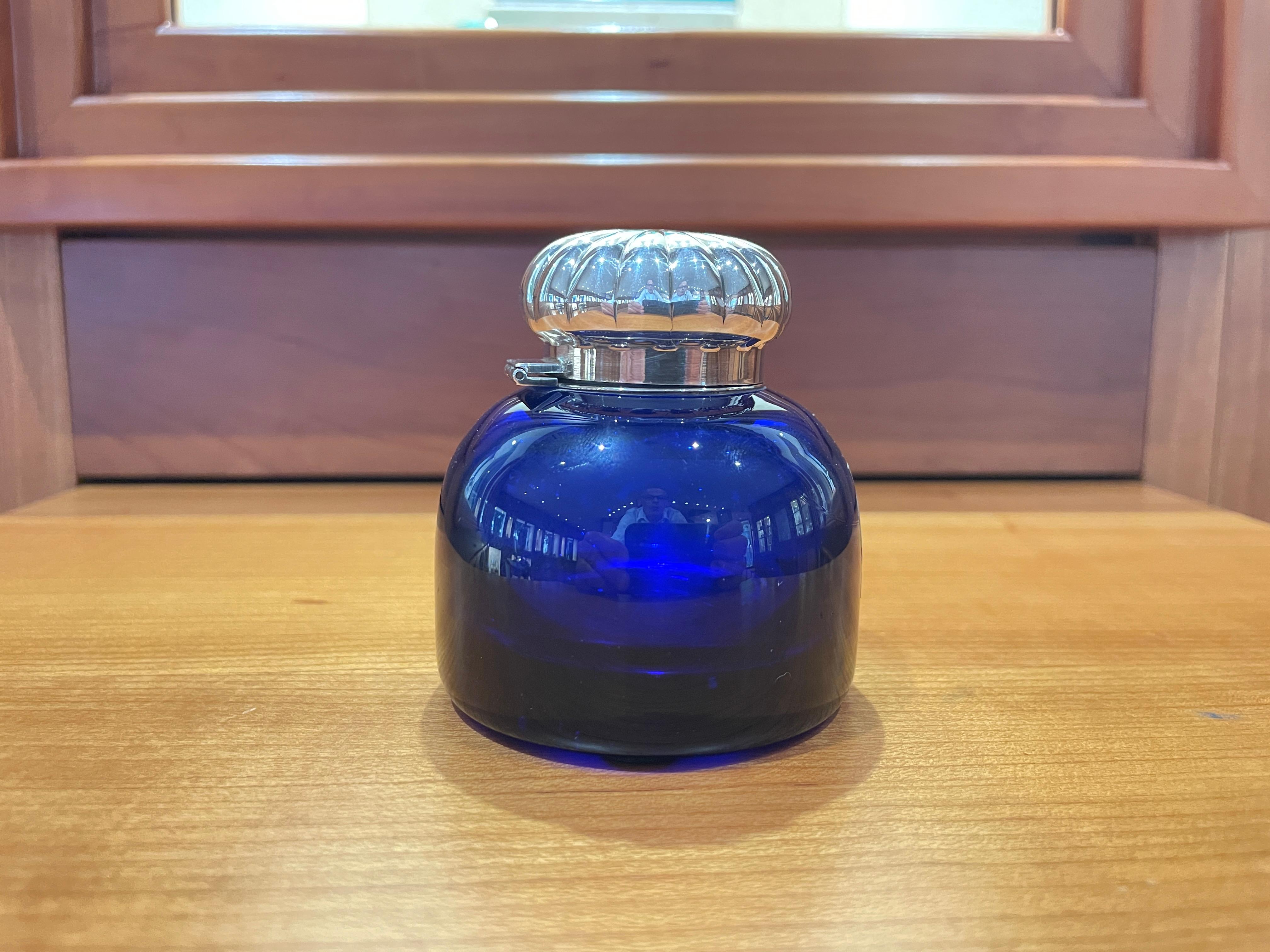 925 sterling silver inkwell and blue crystal For Sale 8