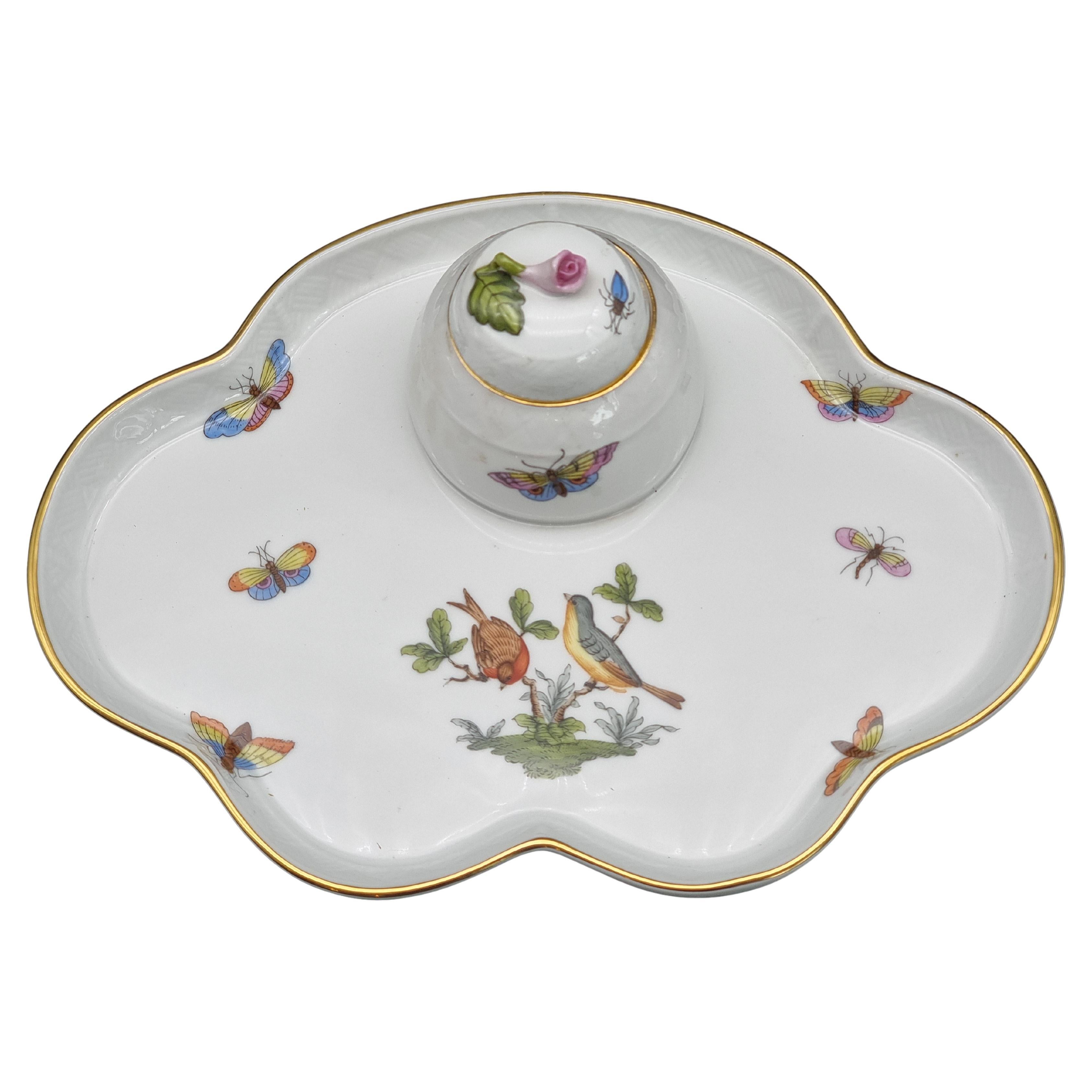 Herender Porzellan-Tintenfass, Dekor "Rothschild-Vogel", 20. Jahrhundert im Angebot