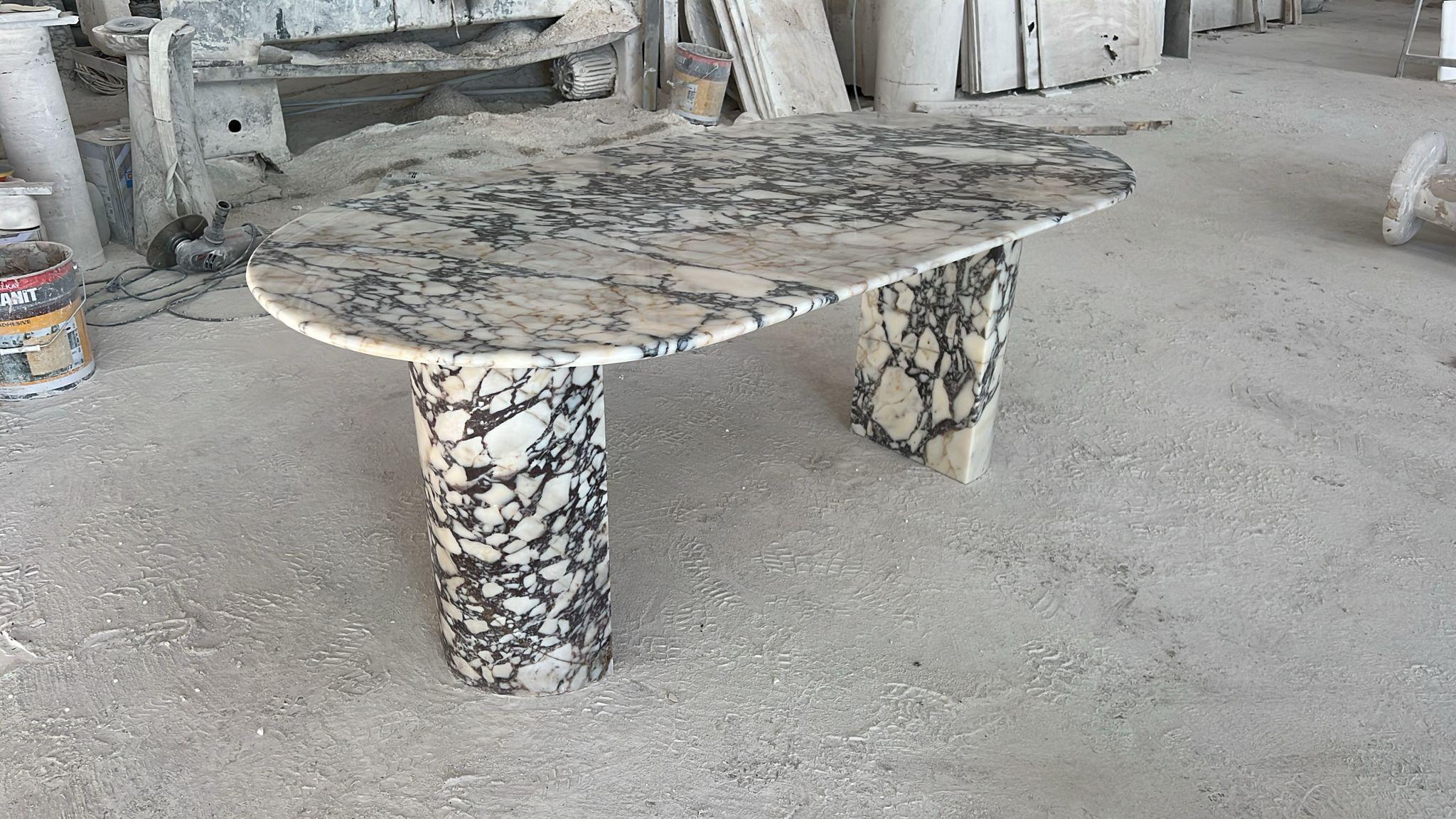 Table Calavatta en marbre pierre naturelle - Table faite à la main Viola Design en vente 2