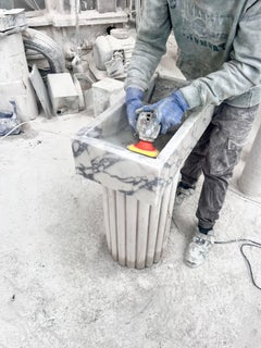 Calavatta-Marmortisch aus Naturstein – Viola-Design, handgefertigt