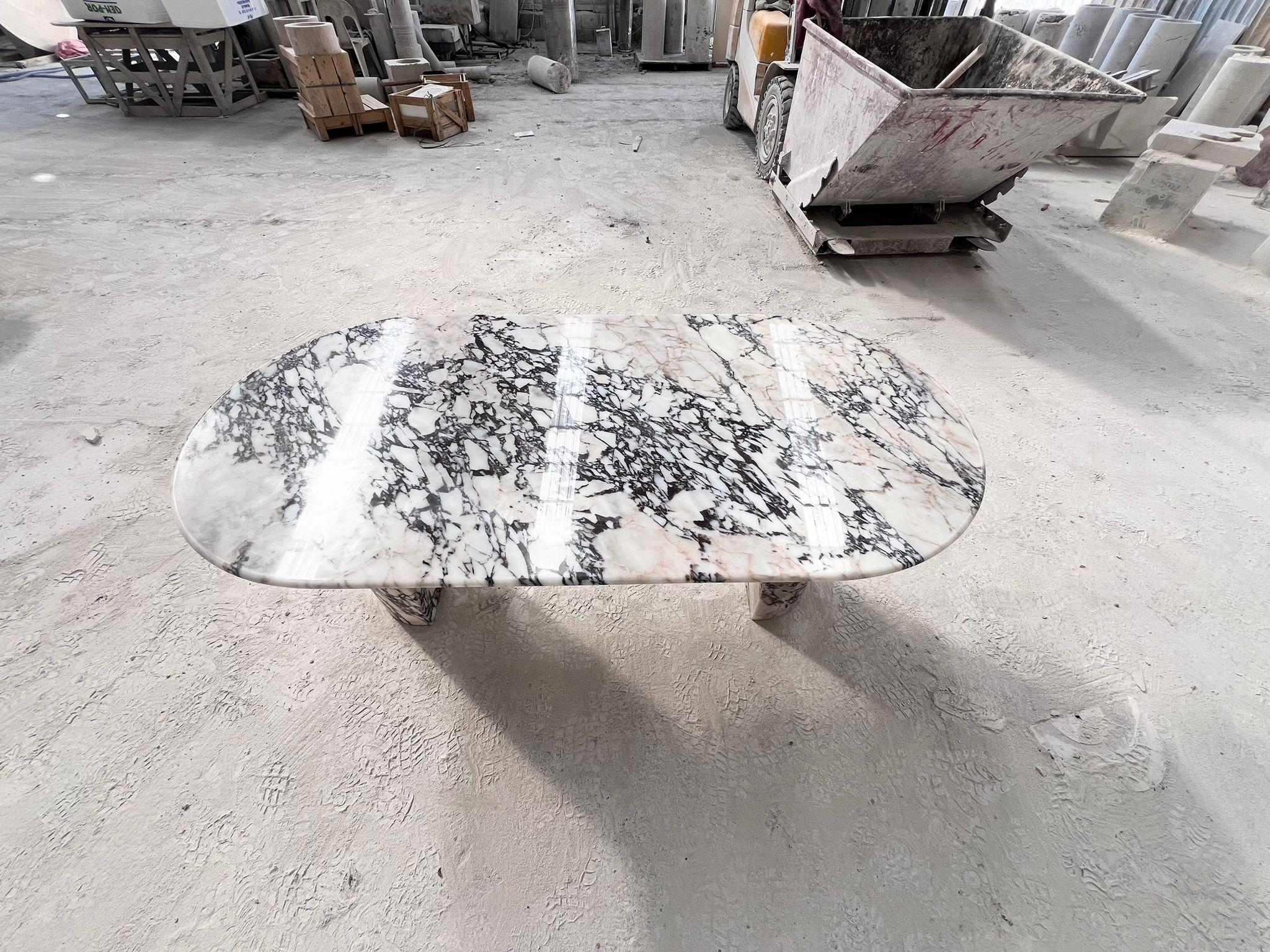 XXIe siècle et contemporain Table Calavatta en marbre pierre naturelle - Table faite à la main Viola Design en vente