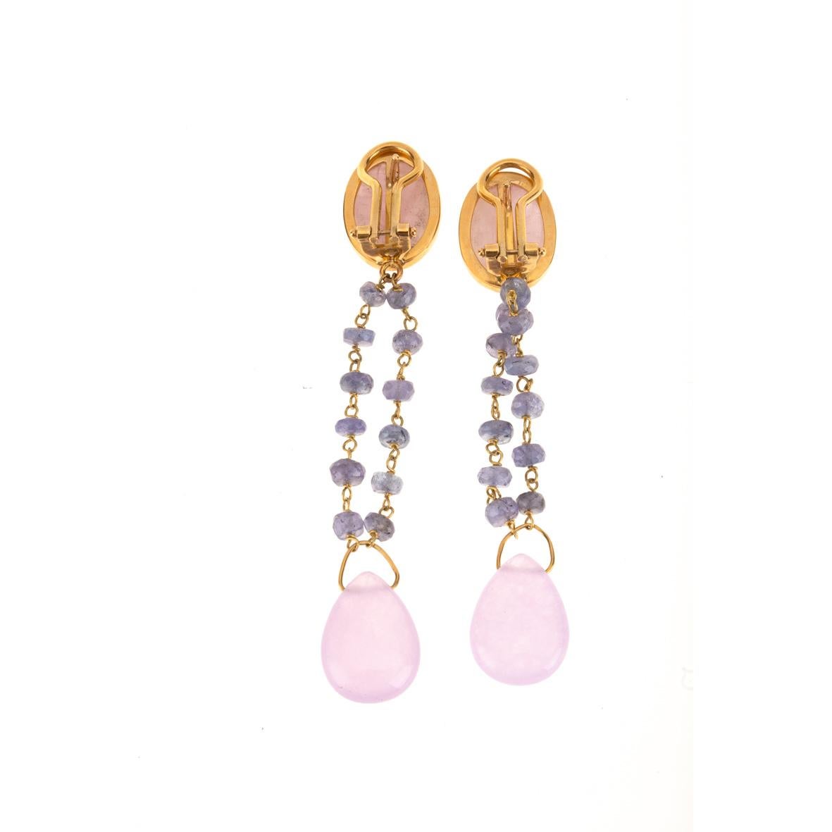 Rose calcedonio cabochon, tanzanite, rare lavender jade drop  18 kt gold 7,80 gr, total length 8 cm.
All Giulia Colussi jewelry is new and has never been previously owned or worn. Each item will arrive at your door beautifully gift wrapped in our