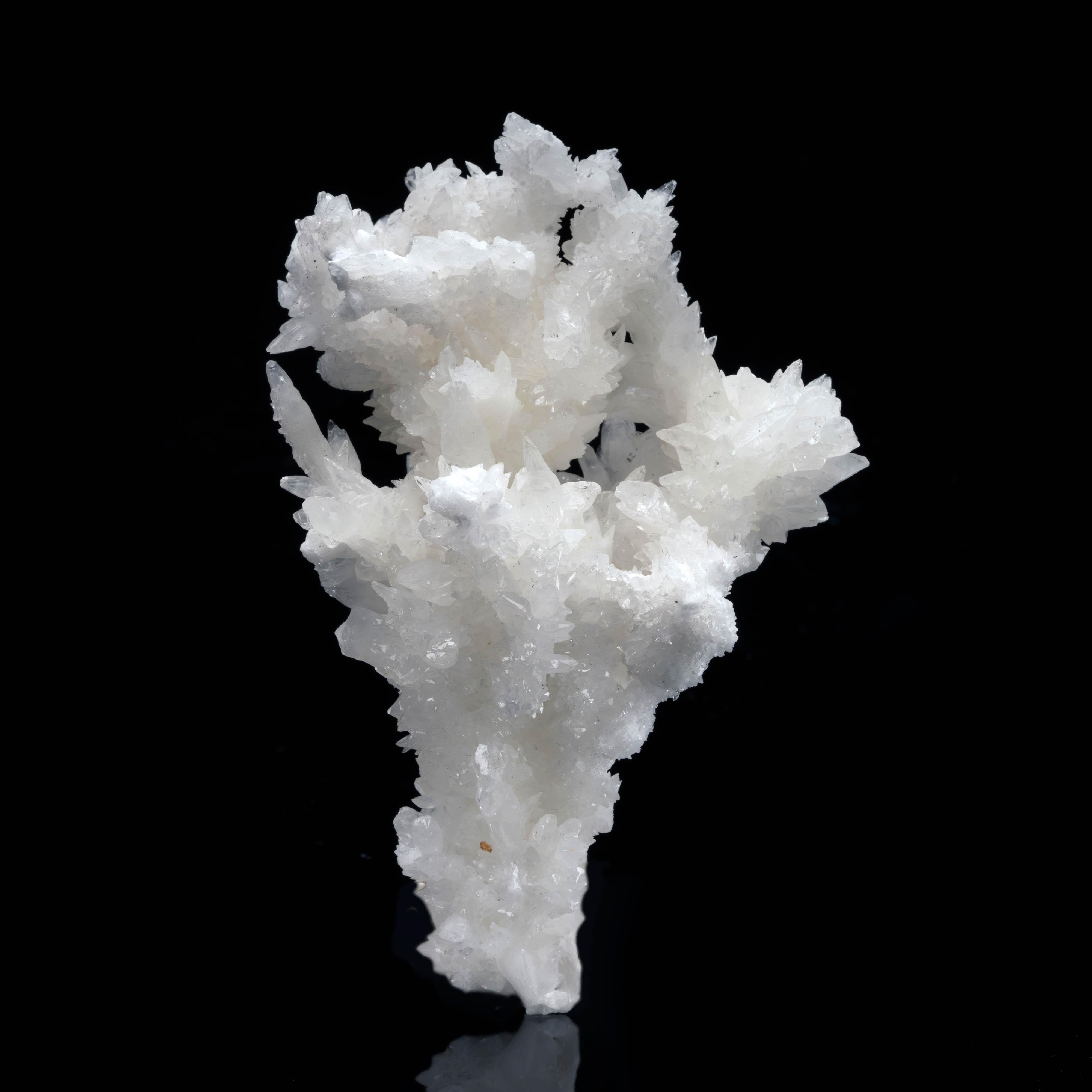 Calcite From China // 177 Grams In New Condition For Sale In New York, NY