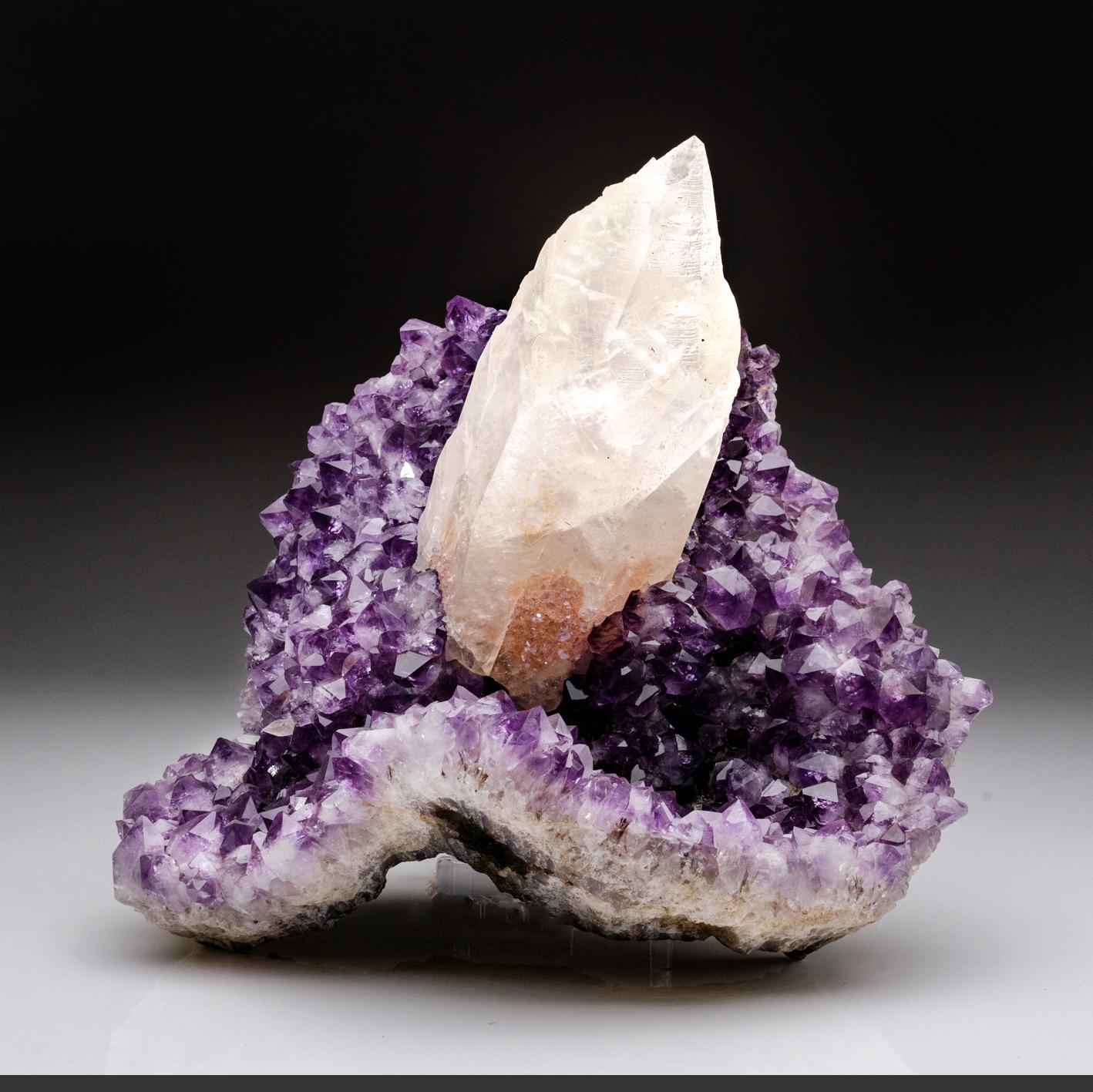 Calcite on Amethyst Cluster From San Eugenio, Artigas Dept., Uruguay In Excellent Condition For Sale In New York, NY
