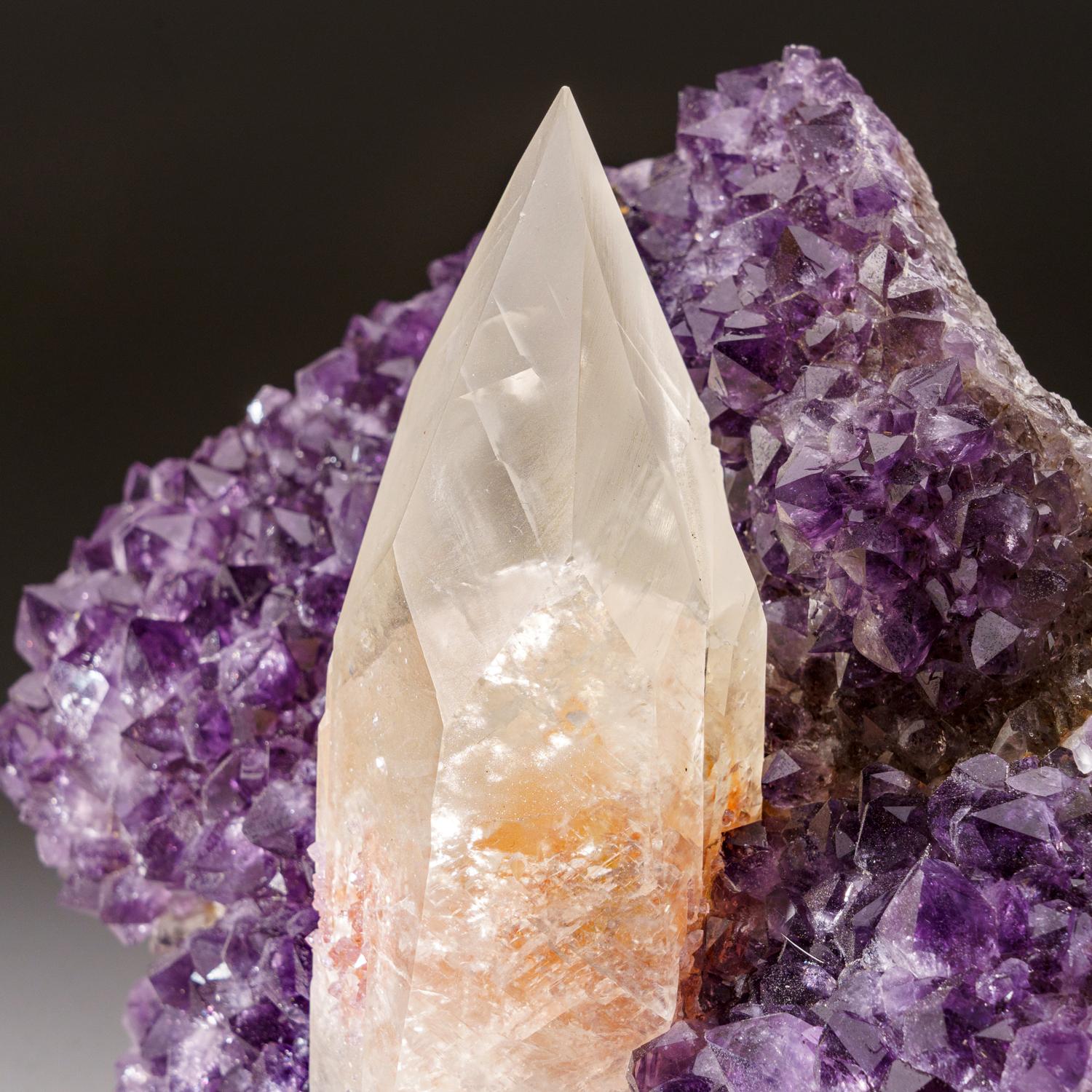 Calcite on Amethyst cluster From Uruguay In Excellent Condition For Sale In New York, NY