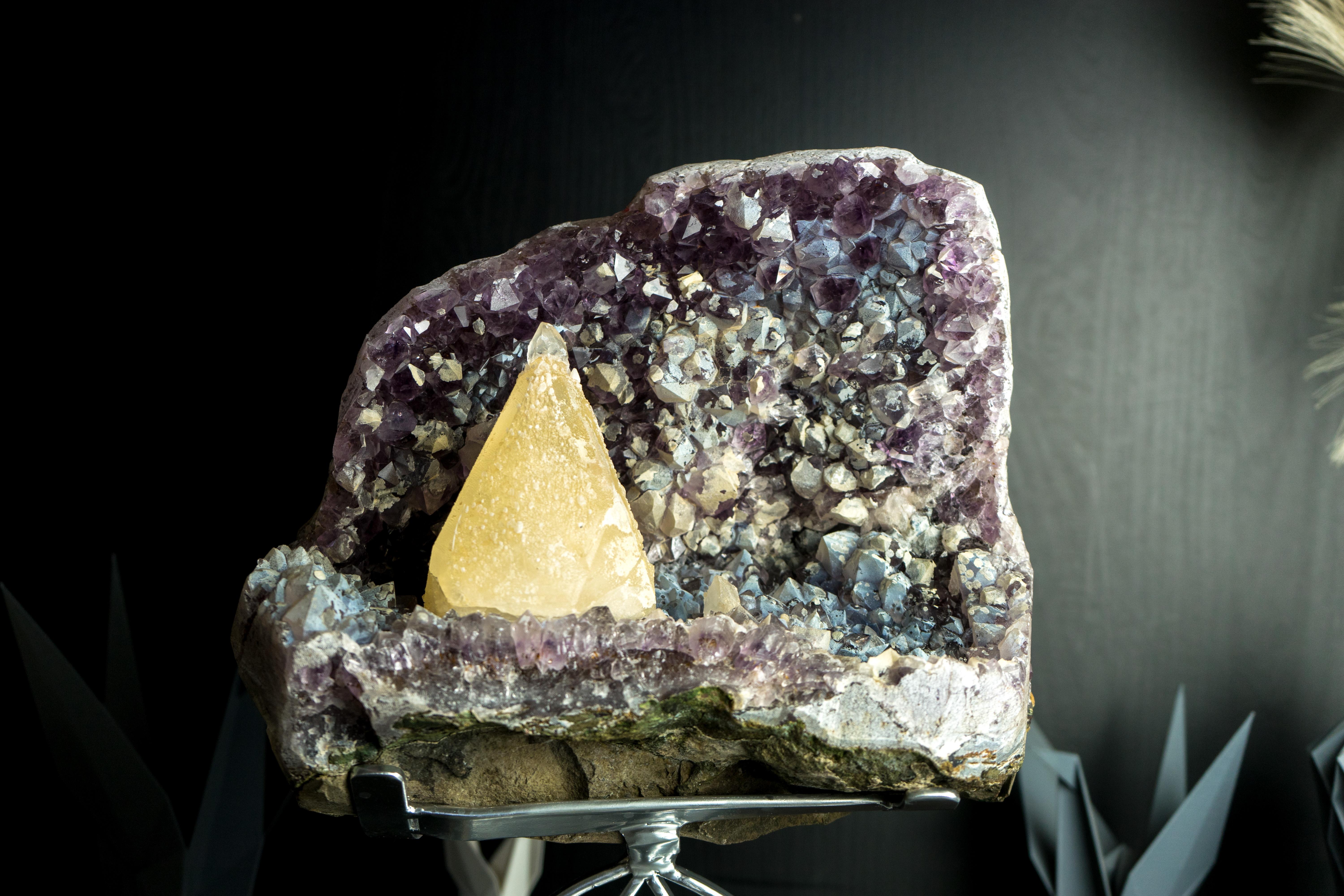 Calcite on Amethyst Specimen from the Toldinho Mine, Collector/Gallery Grade  For Sale 2