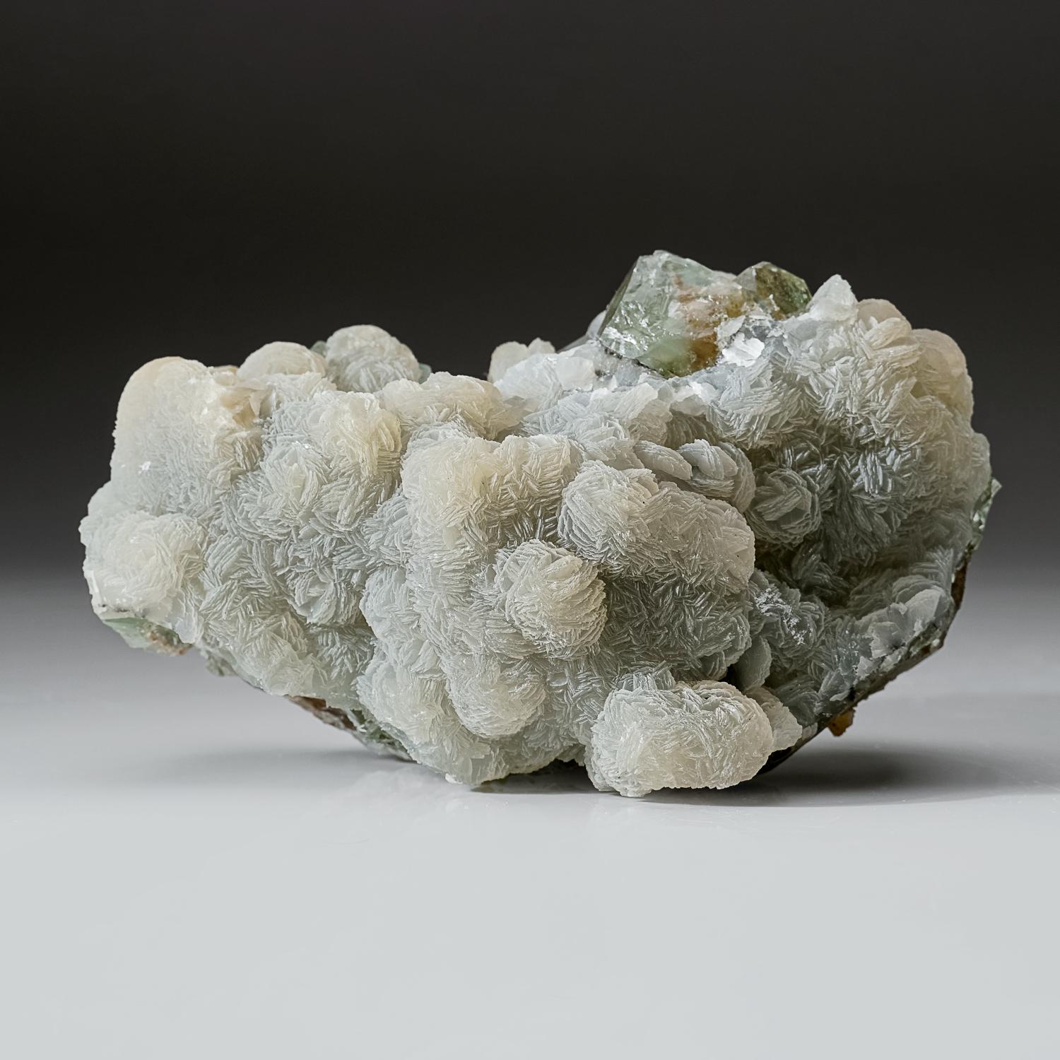 Chinese Calcite on Green Fluorite from Xianghualing-Xianghuapu Mines, Hunan, China For Sale