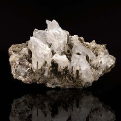 Calcite mit Epidote, Ferroaxinit und Quarz aus Pakistan