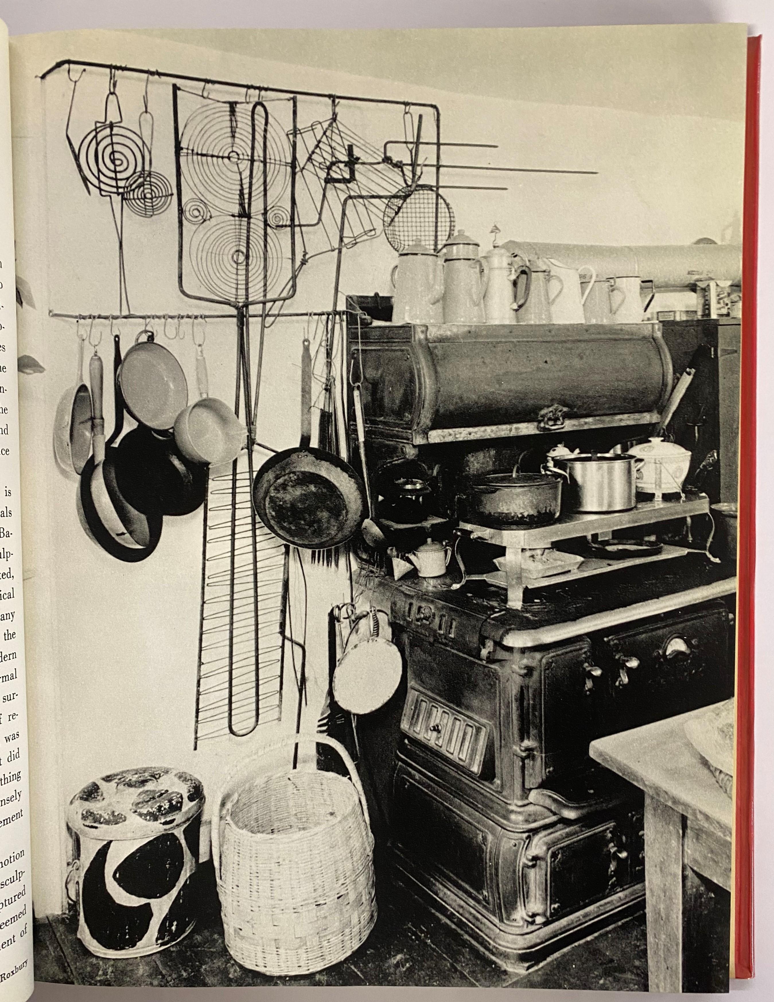 Calder : A Study of the Works of Alexander Calder (Étude des œuvres d'Alexander Calder) par H. Arnason Bon état - En vente à North Yorkshire, GB