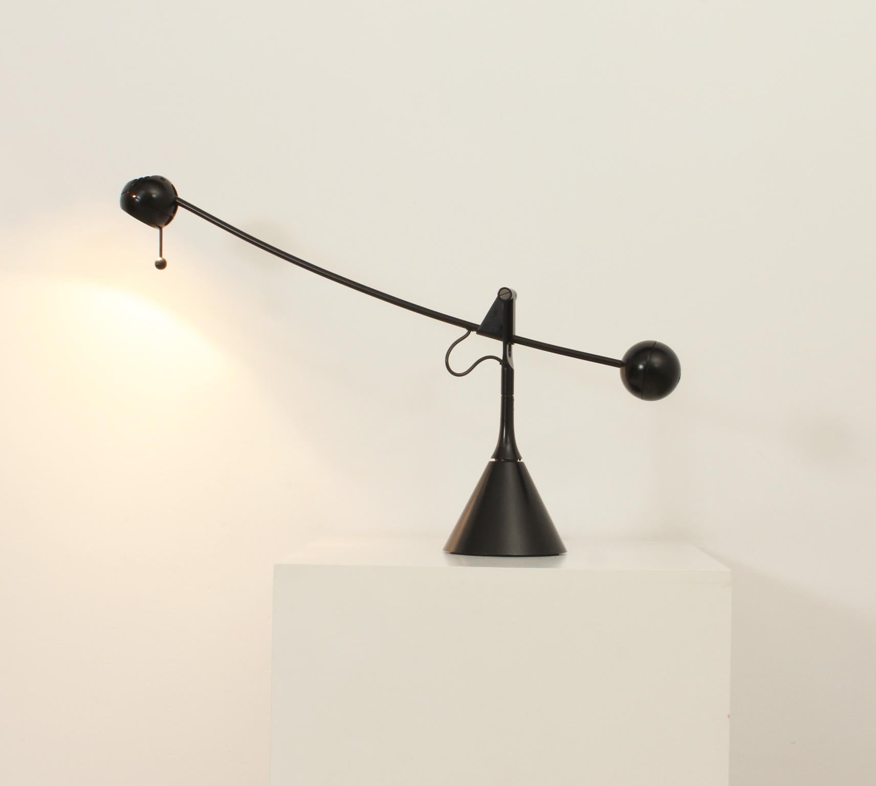 Calder-Tischlampe von Enric Franch für Metalarte, 1975 6