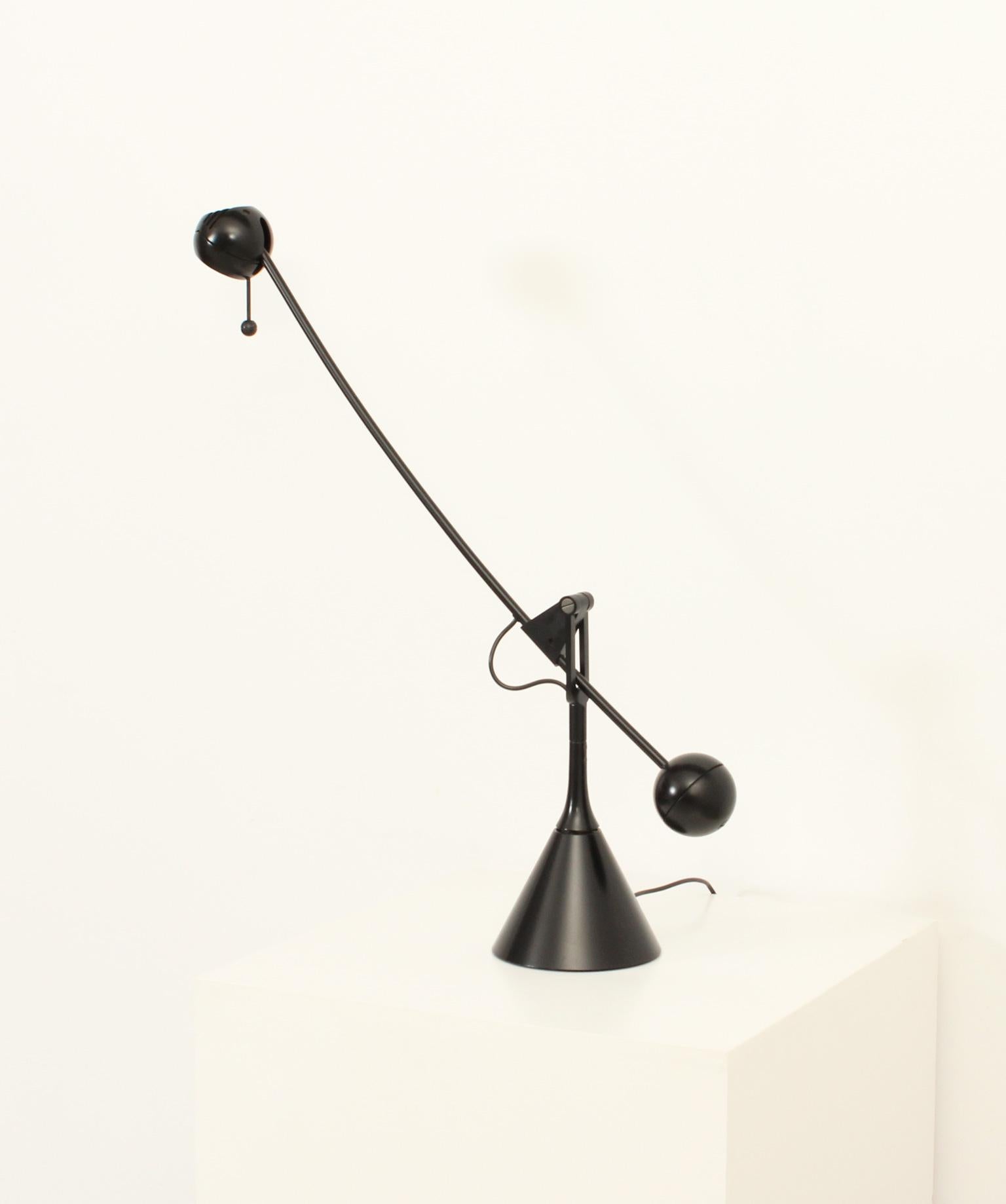Calder-Tischlampe von Enric Franch für Metalarte, 1975 (Metall)