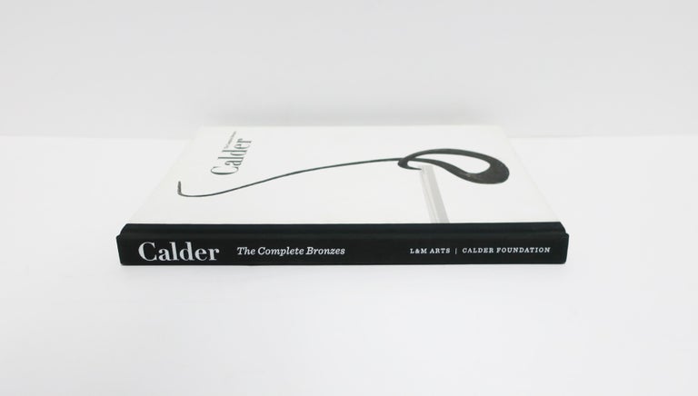 Calder The Complete Bronzes Book For Sale 12