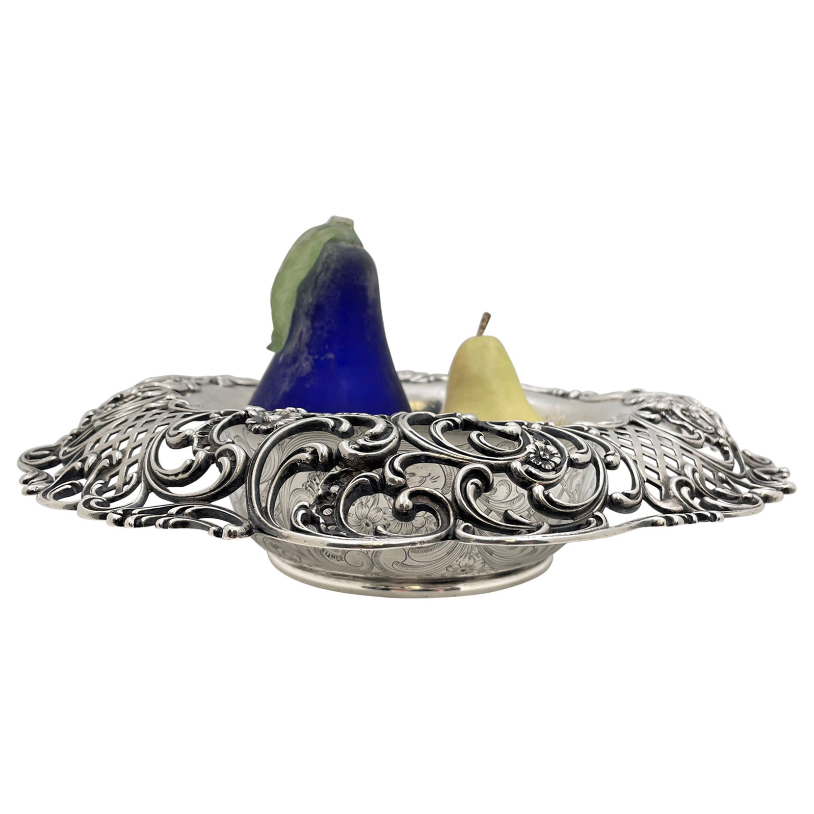 Caldwell & Co. Bol de centre de table en argent sterling percé de style Art Nouveau