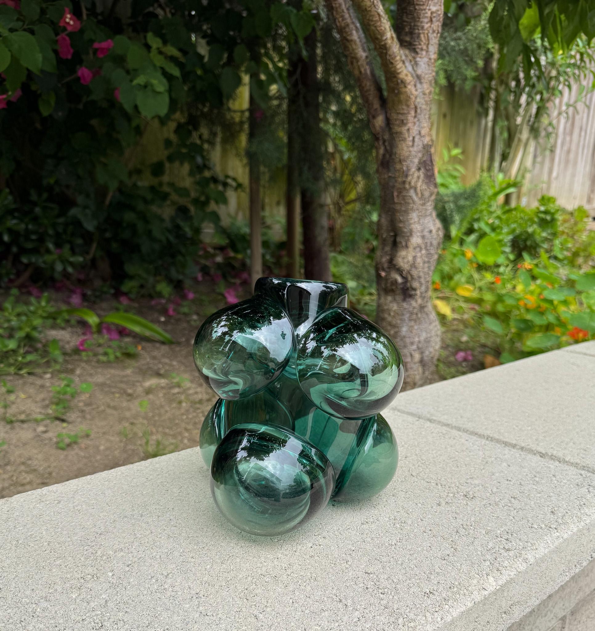 American Caleb Siemon & Carmen Salazar Cumulo Hand Blown Glass Vase, California For Sale