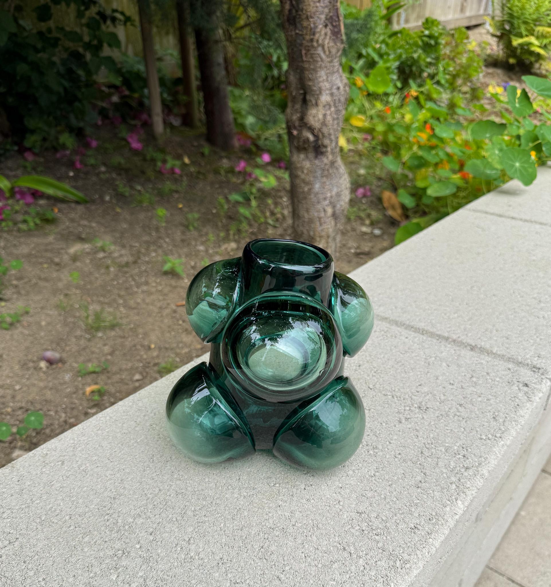 Caleb Siemon & Carmen Salazar Cumulo Hand Blown Glass Vase, California For Sale 2