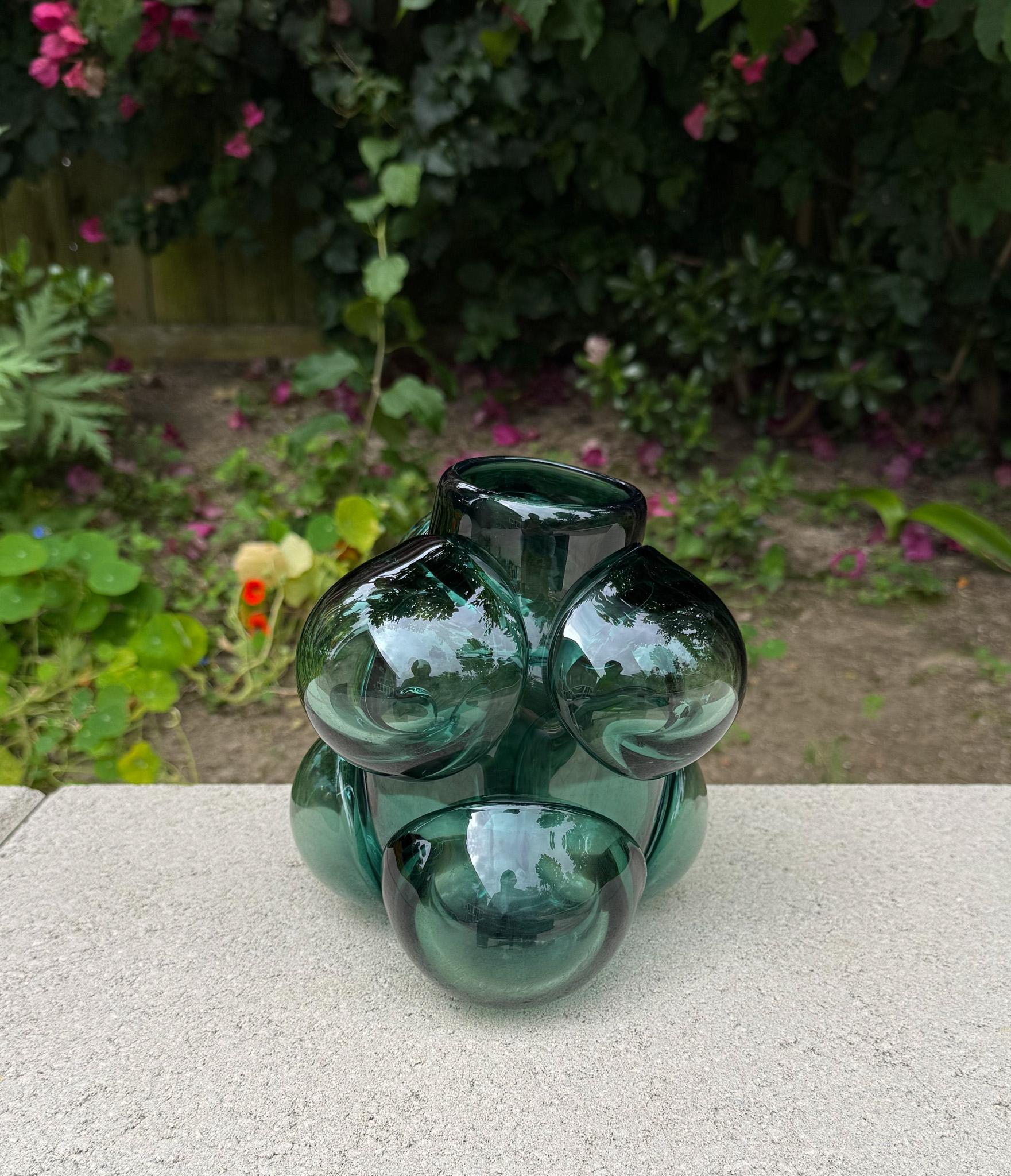Caleb Siemon & Carmen Salazar Cumulo Hand Blown Glass Vase, California For Sale 3