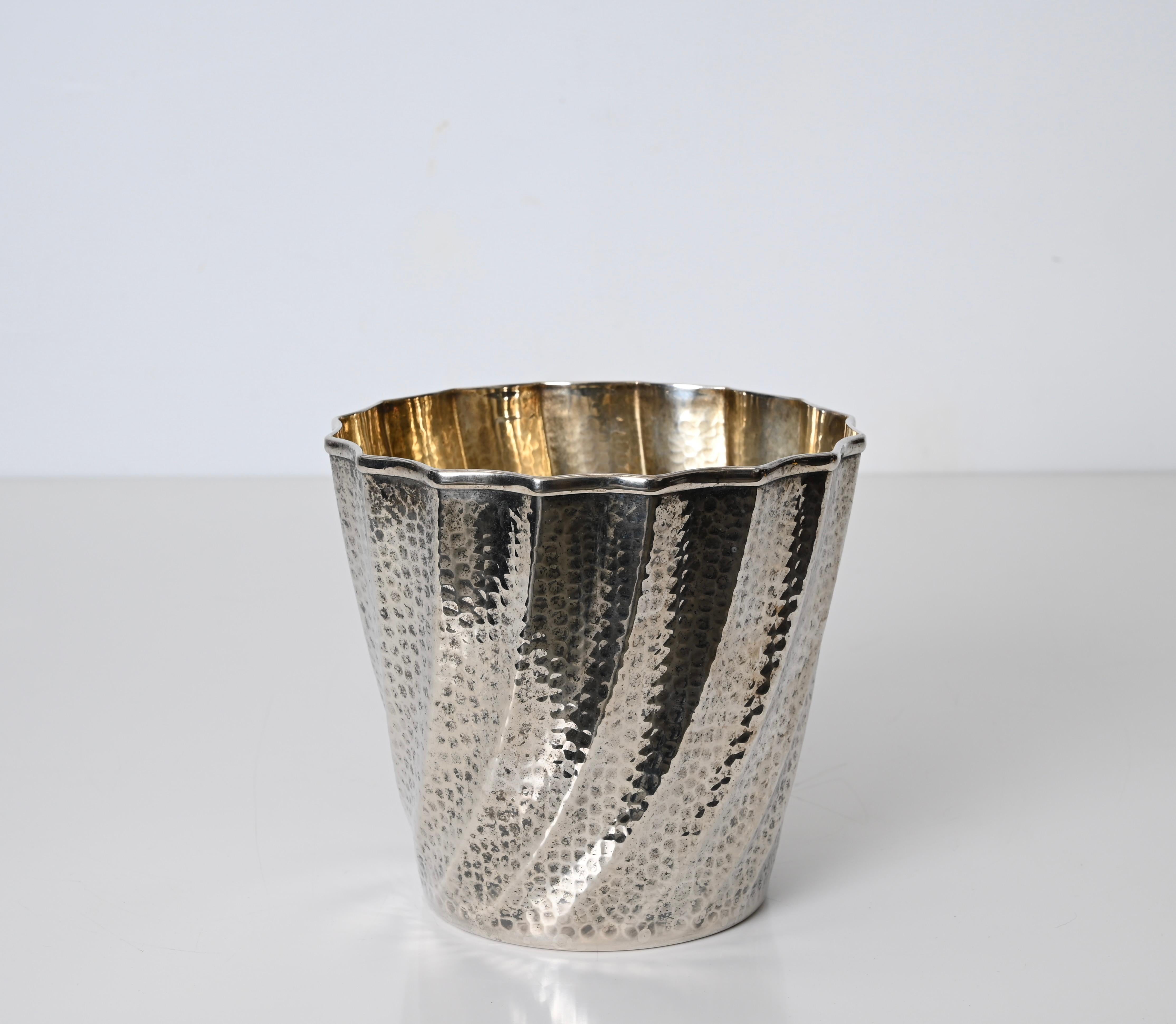 Calegaro Ice Bucket Hammered Silverplate and Goldplate, Italy 1970s For Sale 6