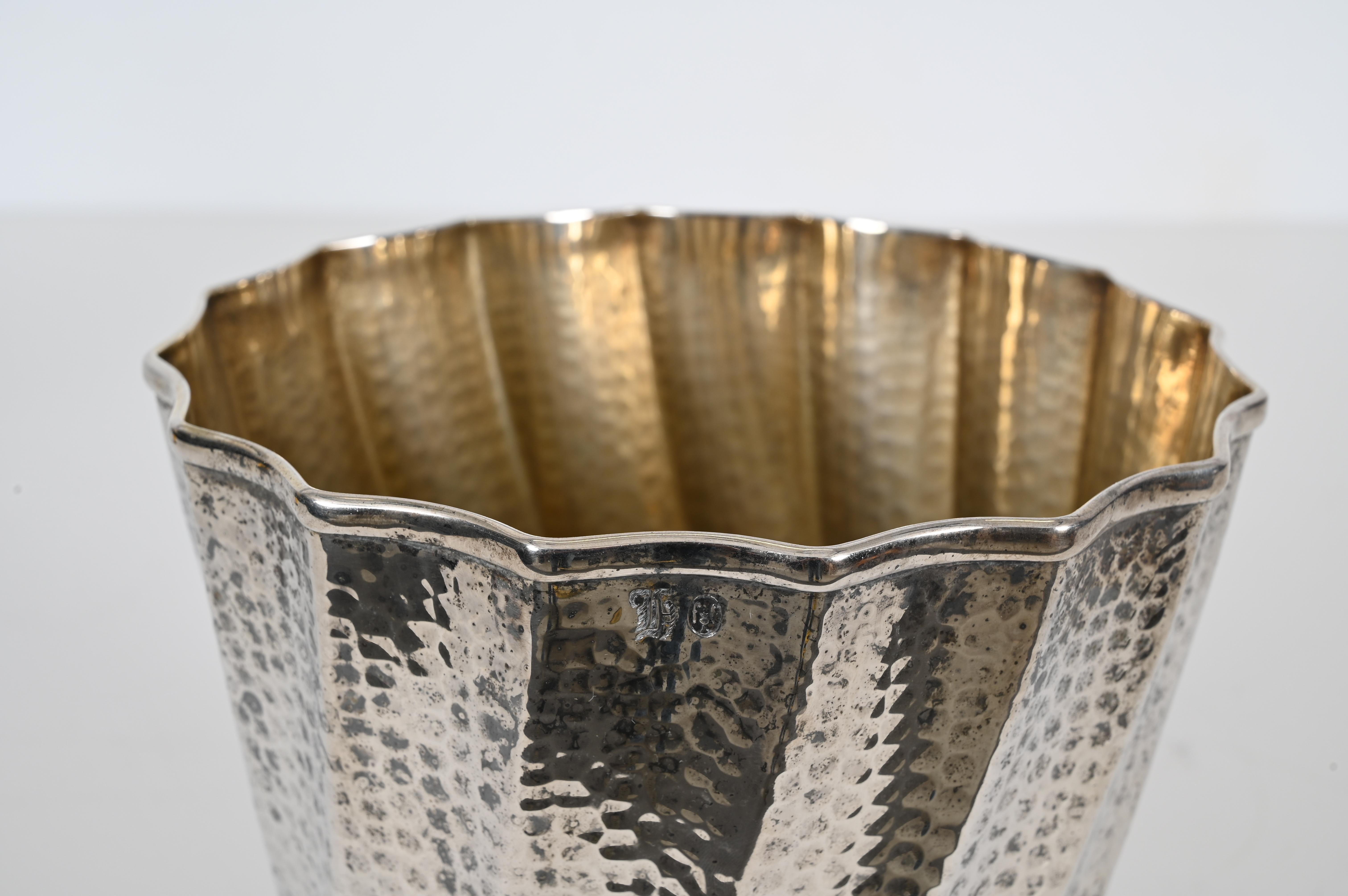 Calegaro Ice Bucket Hammered Silverplate and Goldplate, Italy 1970s For Sale 8