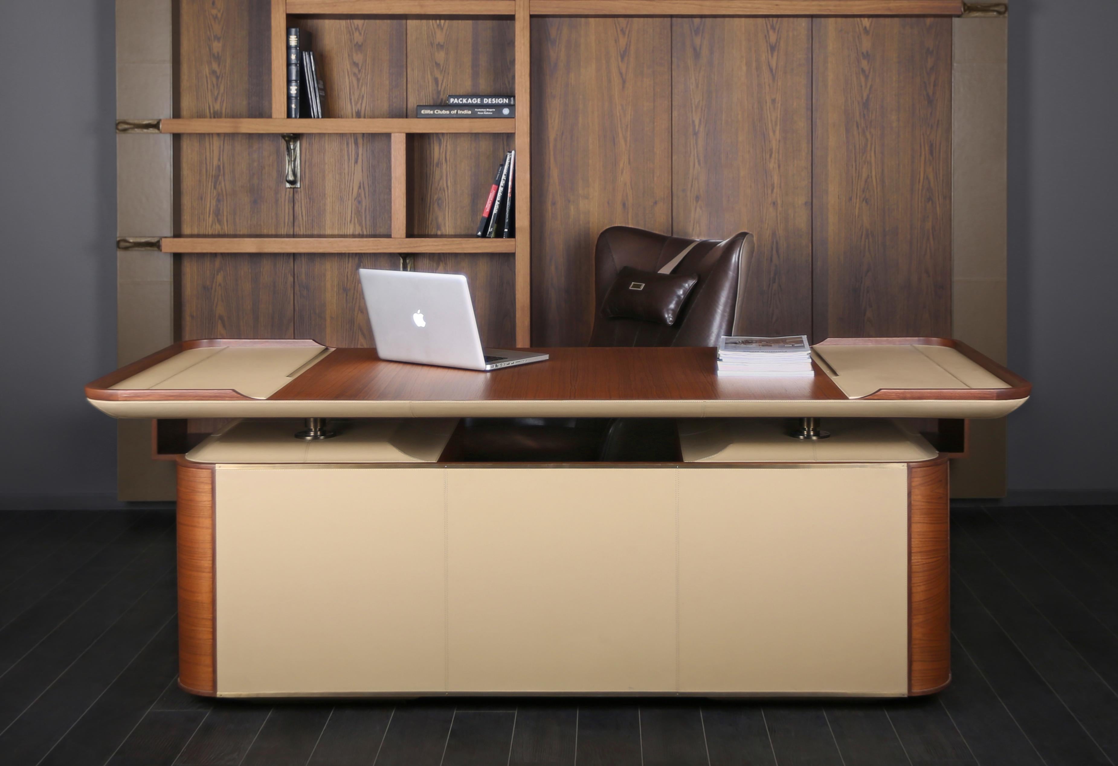 Calen Desk by Madheke In New Condition For Sale In Geneve, CH