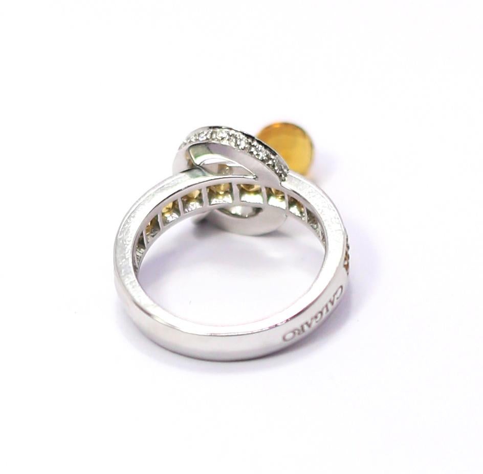 Women's Calgaro 18 Karat White Gold Ring with Yellow Lemon Briolet Quartz Acorn