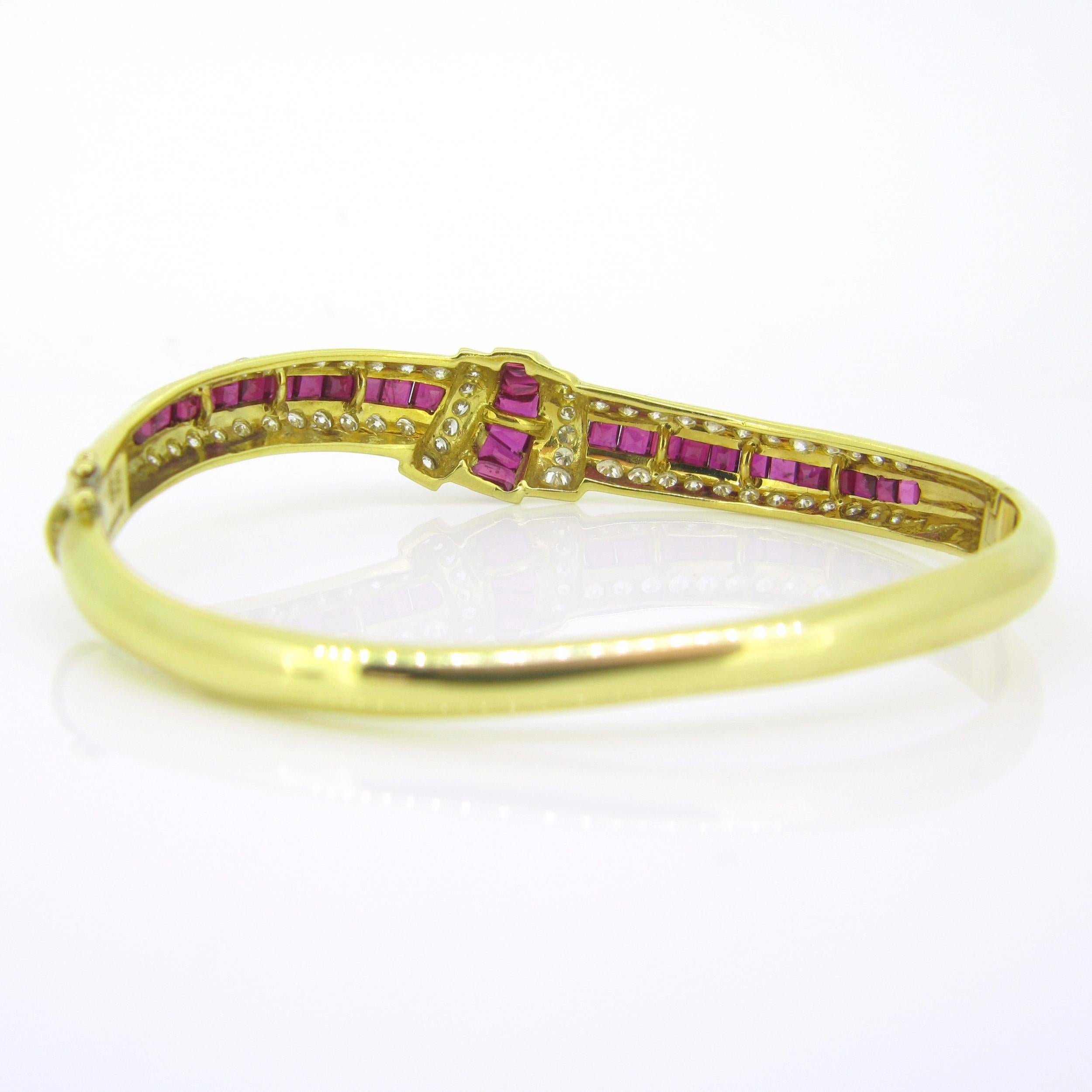 Women's or Men's Calibrated Rubies and Diamonds Bangle Bracelet, 18kt Yellow Gold