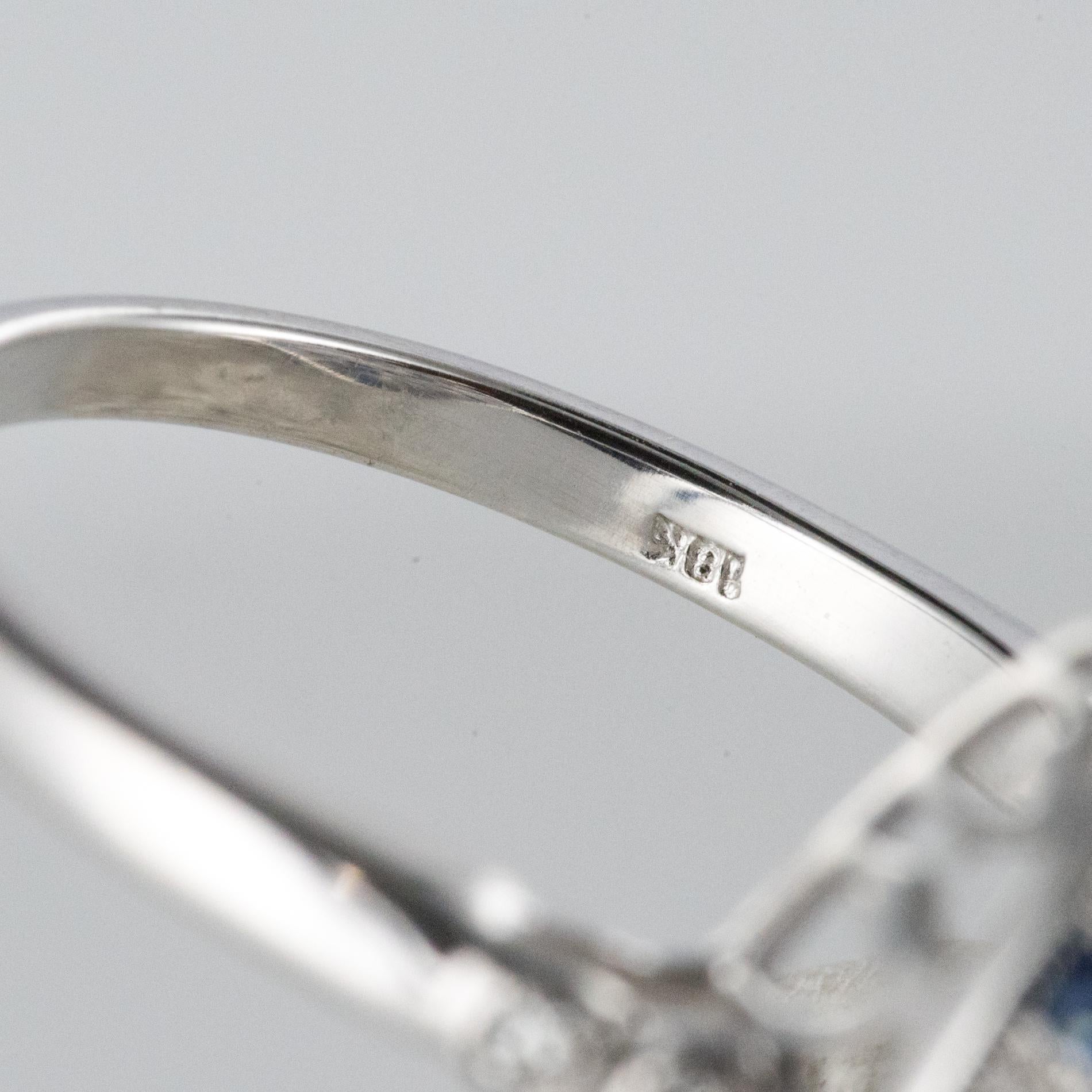 Art Deco Style Calibrated Sapphire Diamonds 18 Karat White Gold Ring 9