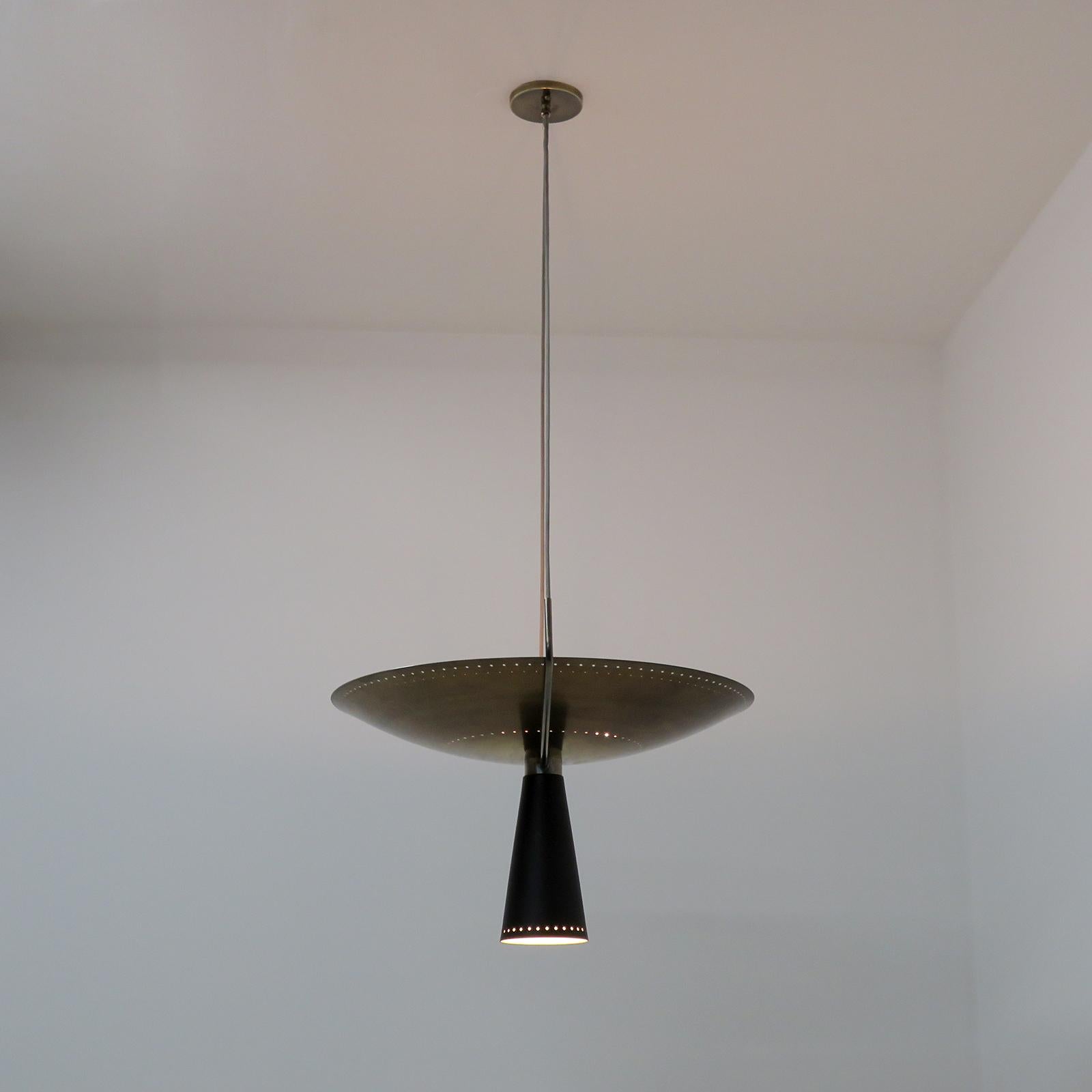 Calice-24 Pendant Light by Gallery L7 For Sale 2
