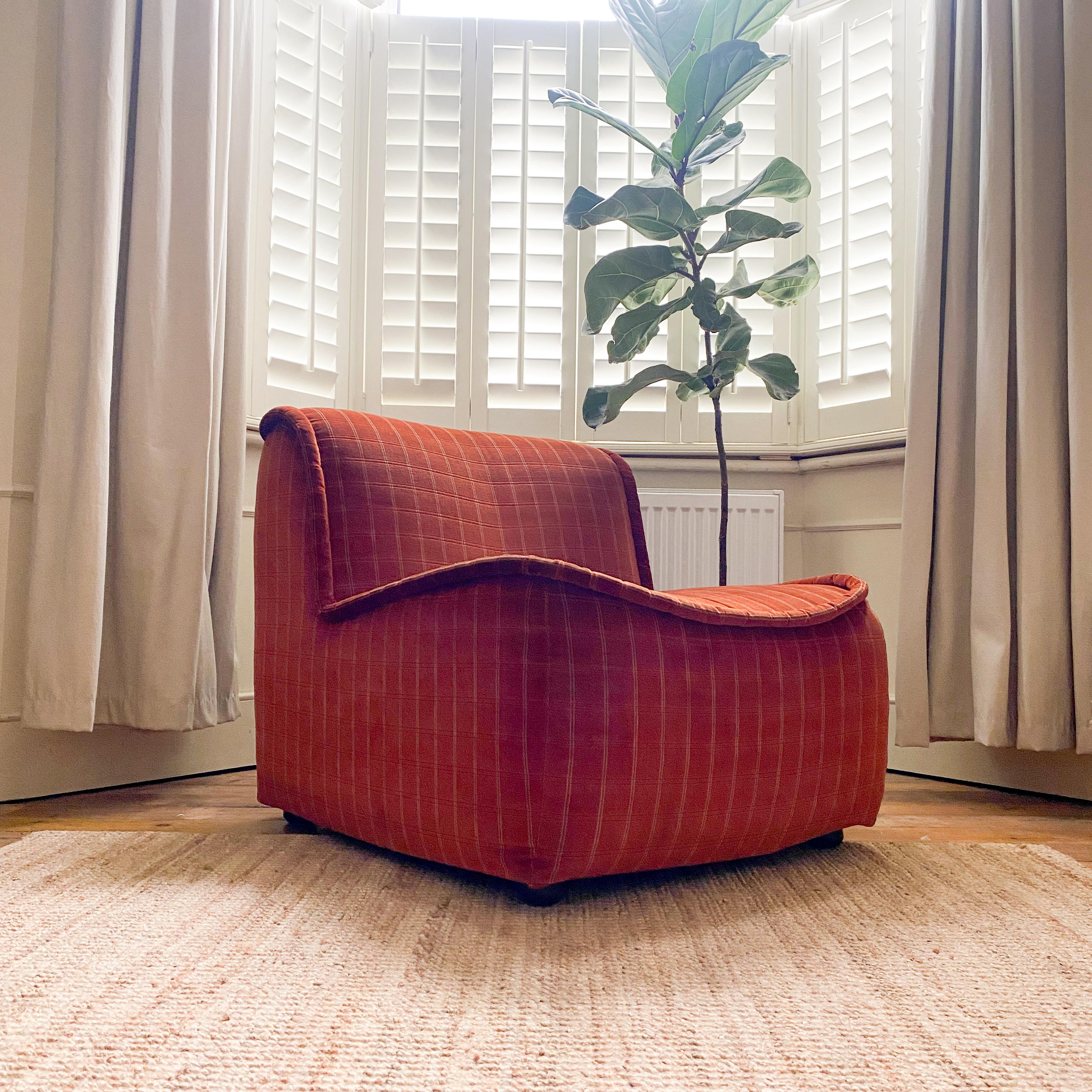 Poliestere La lounge chair 