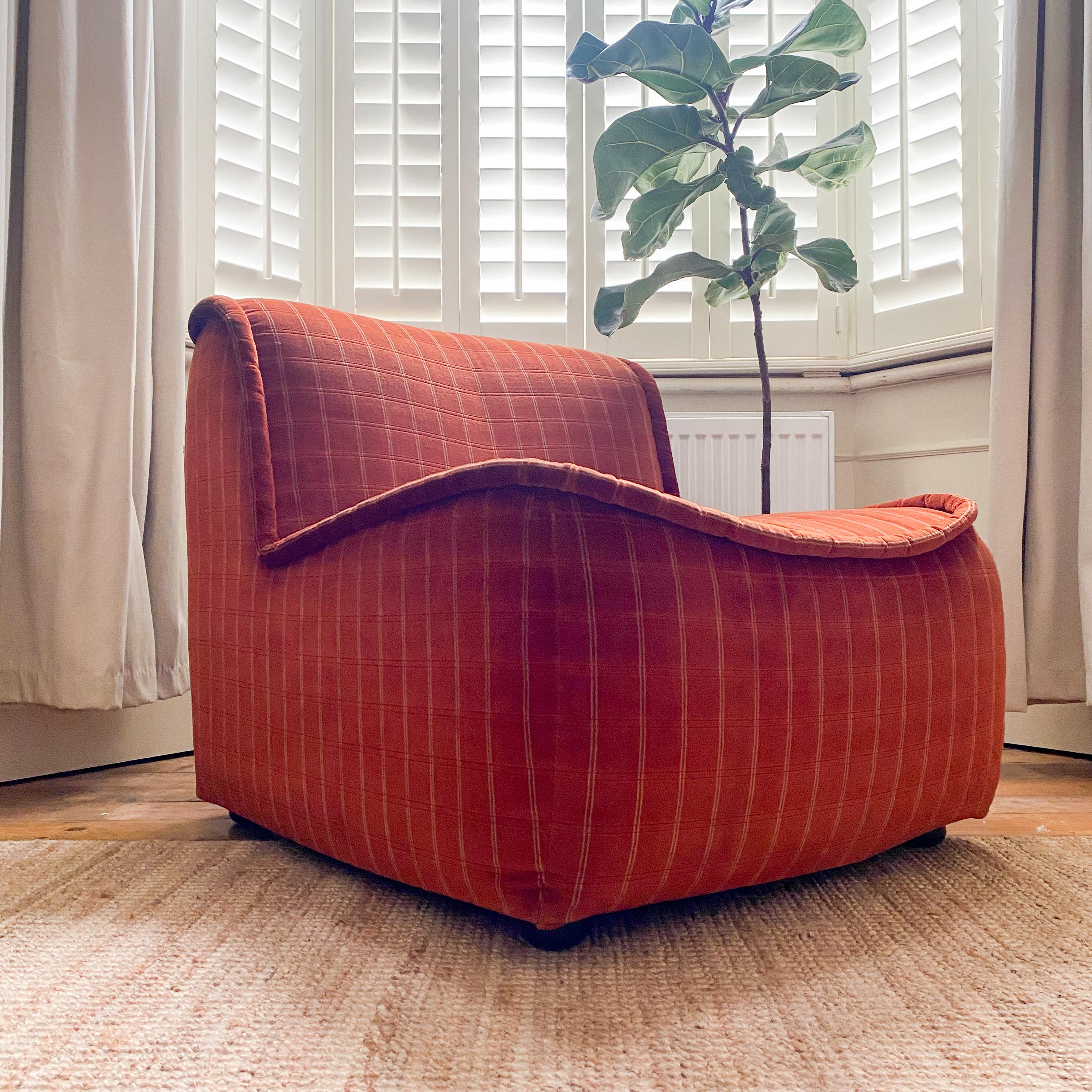 La lounge chair 