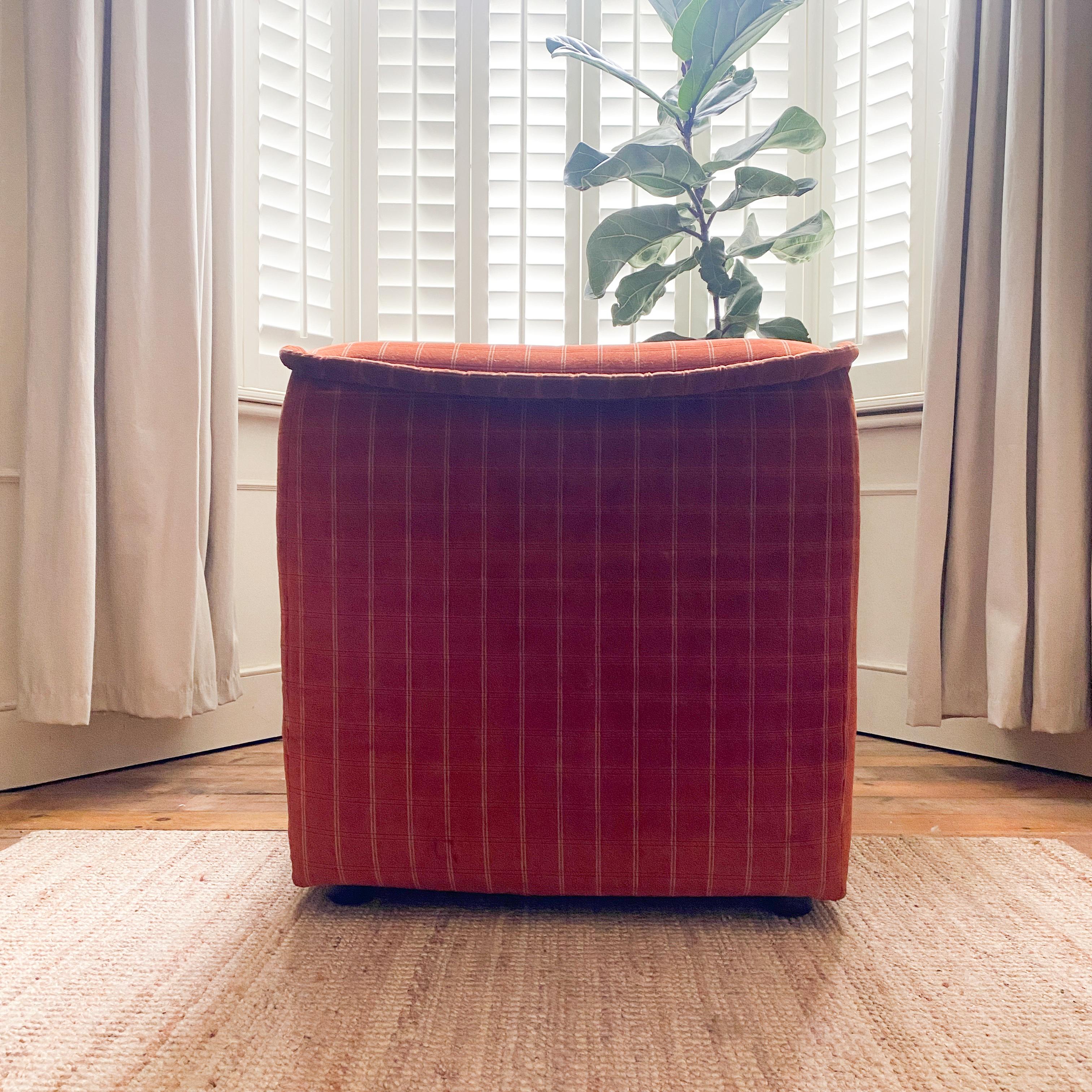 La lounge chair 