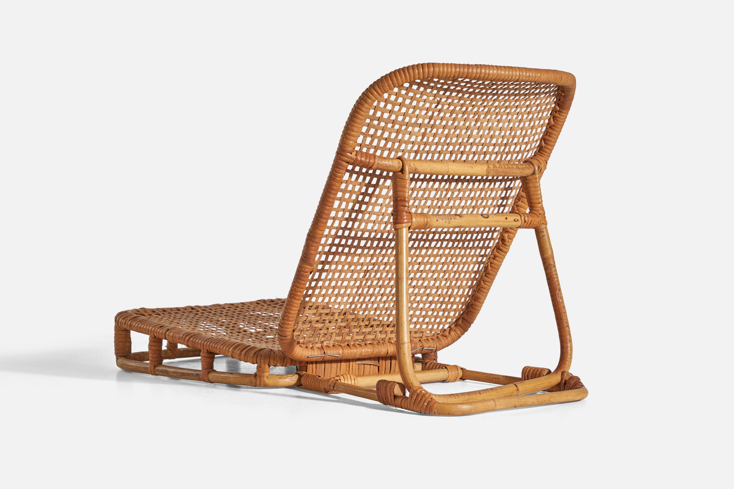 Scandinave moderne Chaise basse Calif- Asia, rotin, États-Unis, années 1960 en vente