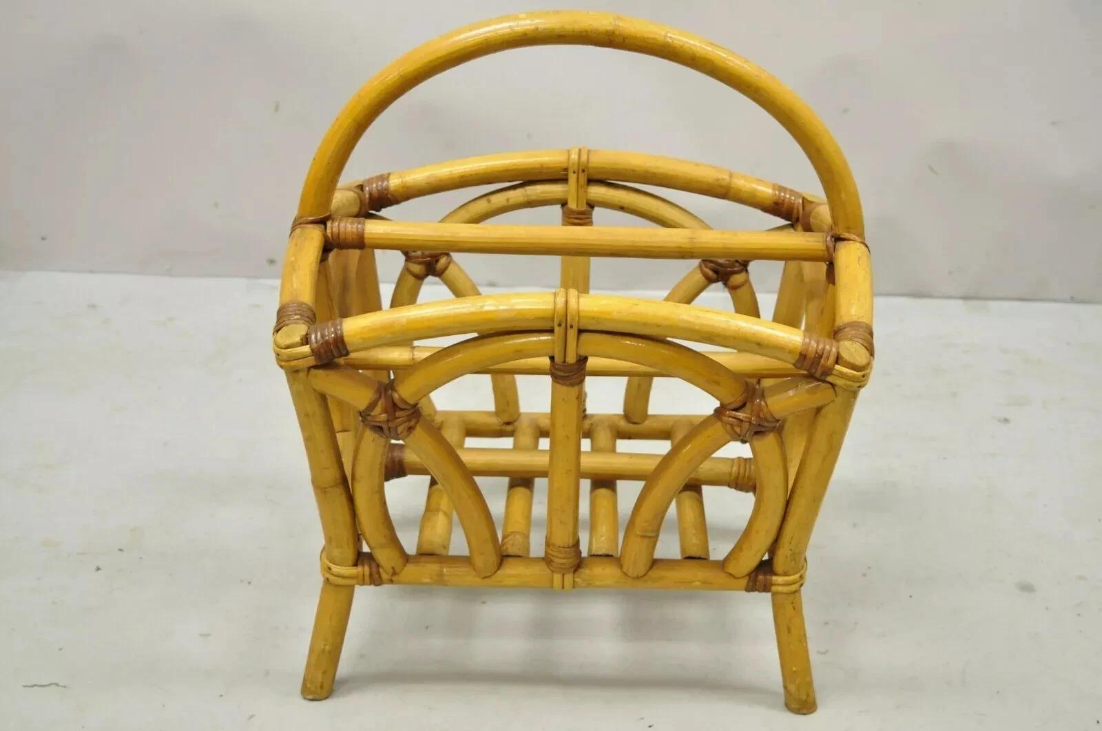 Asia Rattan Bamboo Cinese Chippendale Boho Tiki Portariviste (A) in vendita 4