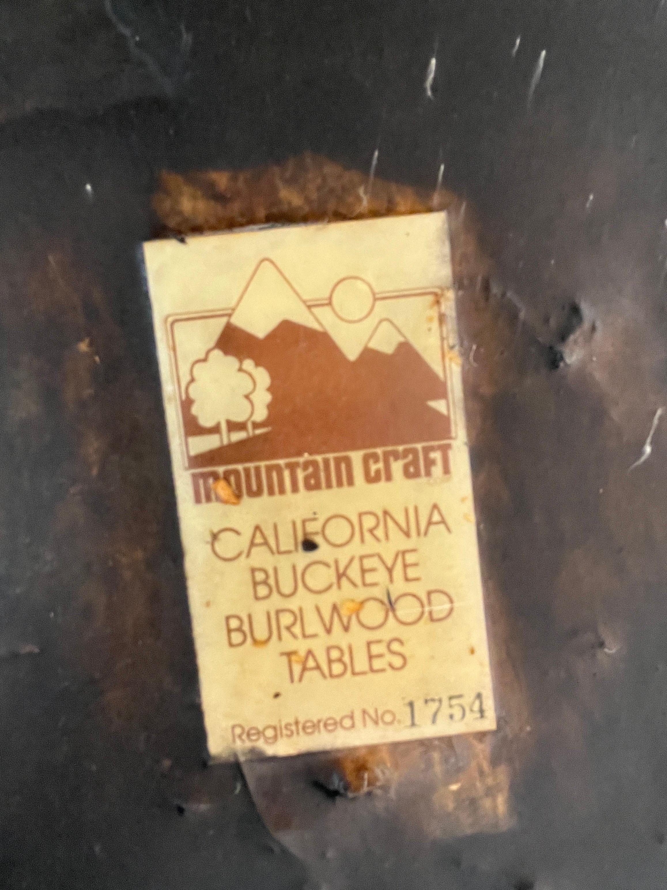 Table de cocktail californienne Buckeye Burlwood par Mountain Craft, 1970 en vente 8