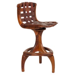 Sgabello da banco a tre gambe California Craft Arthur Espenet Carpenter in noce