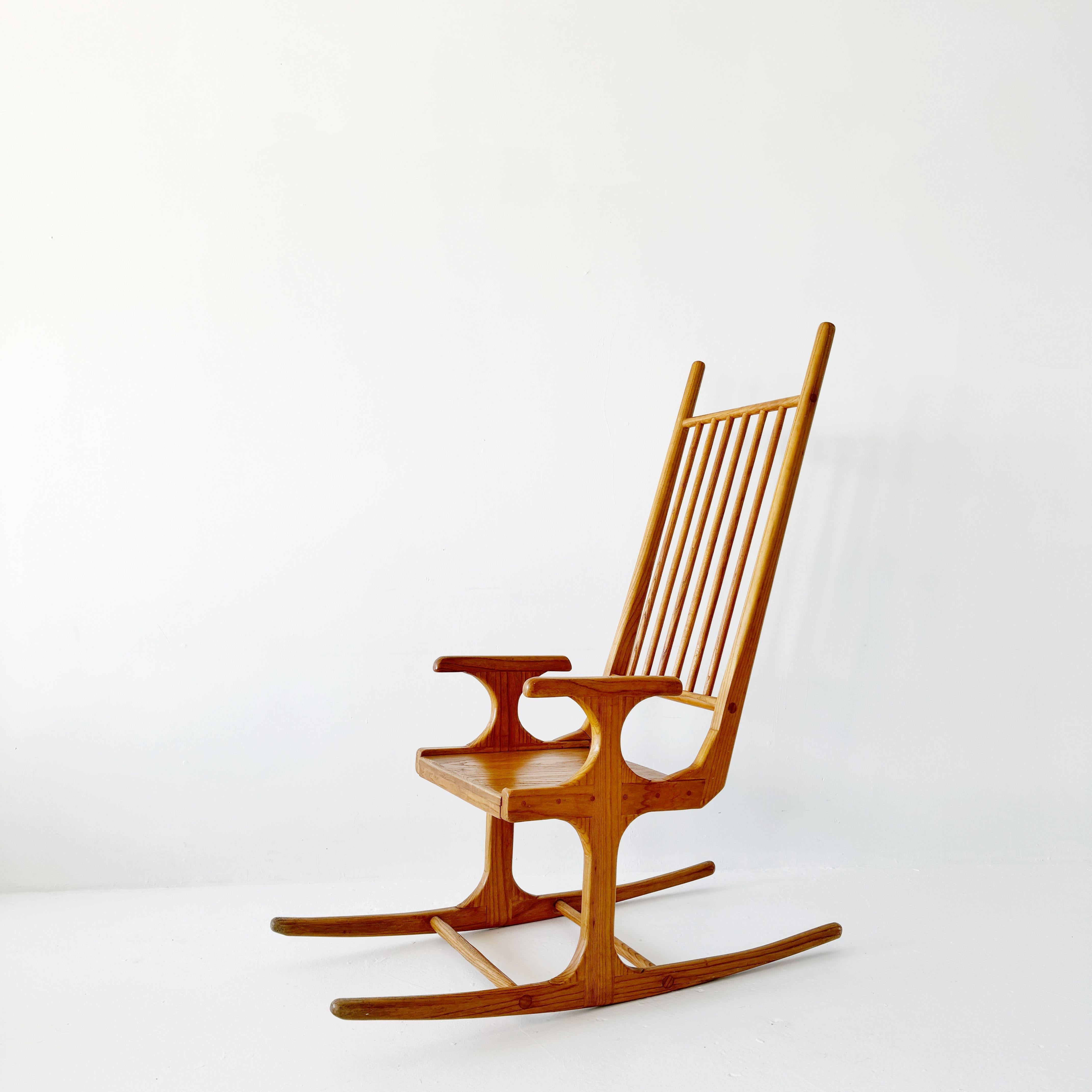 California Craft Vintage Modern Oak Rocking Chair For Sale at 1stDibs