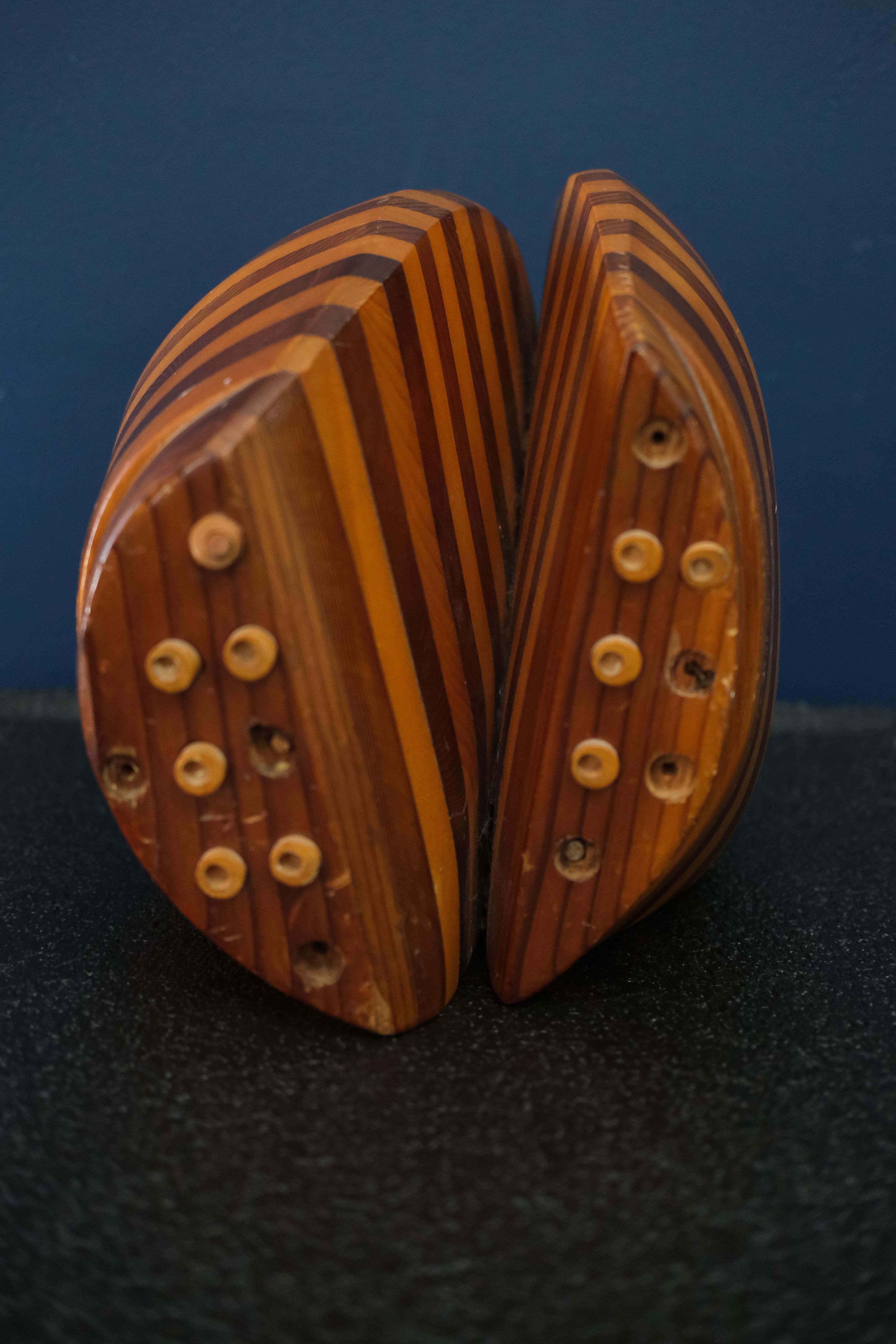 Carved wood abstract organic wooden sculpture.
Signed: T. Clasen.
California, 1970's.
 