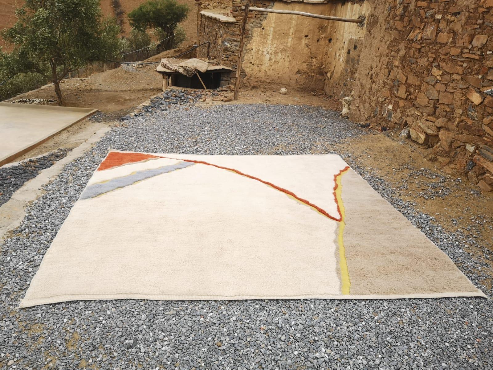 CALIFORNIA Custom Berber Wool Rug Modern Handwoven Large Minimalist Contemporary In New Condition For Sale In Hammamet, MA