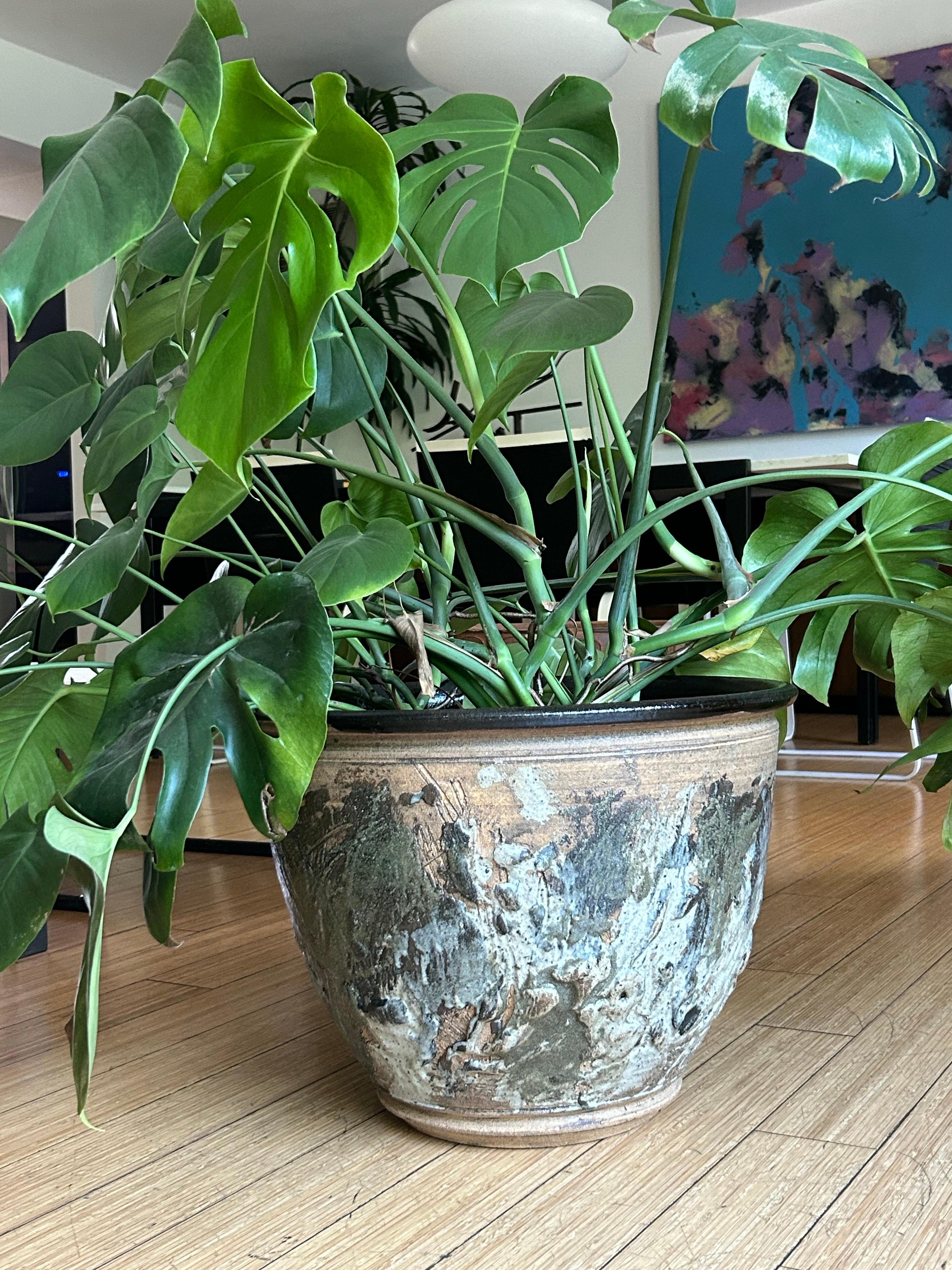 American California Design Planter with Abstract Expressionist Glaze 1960s For Sale