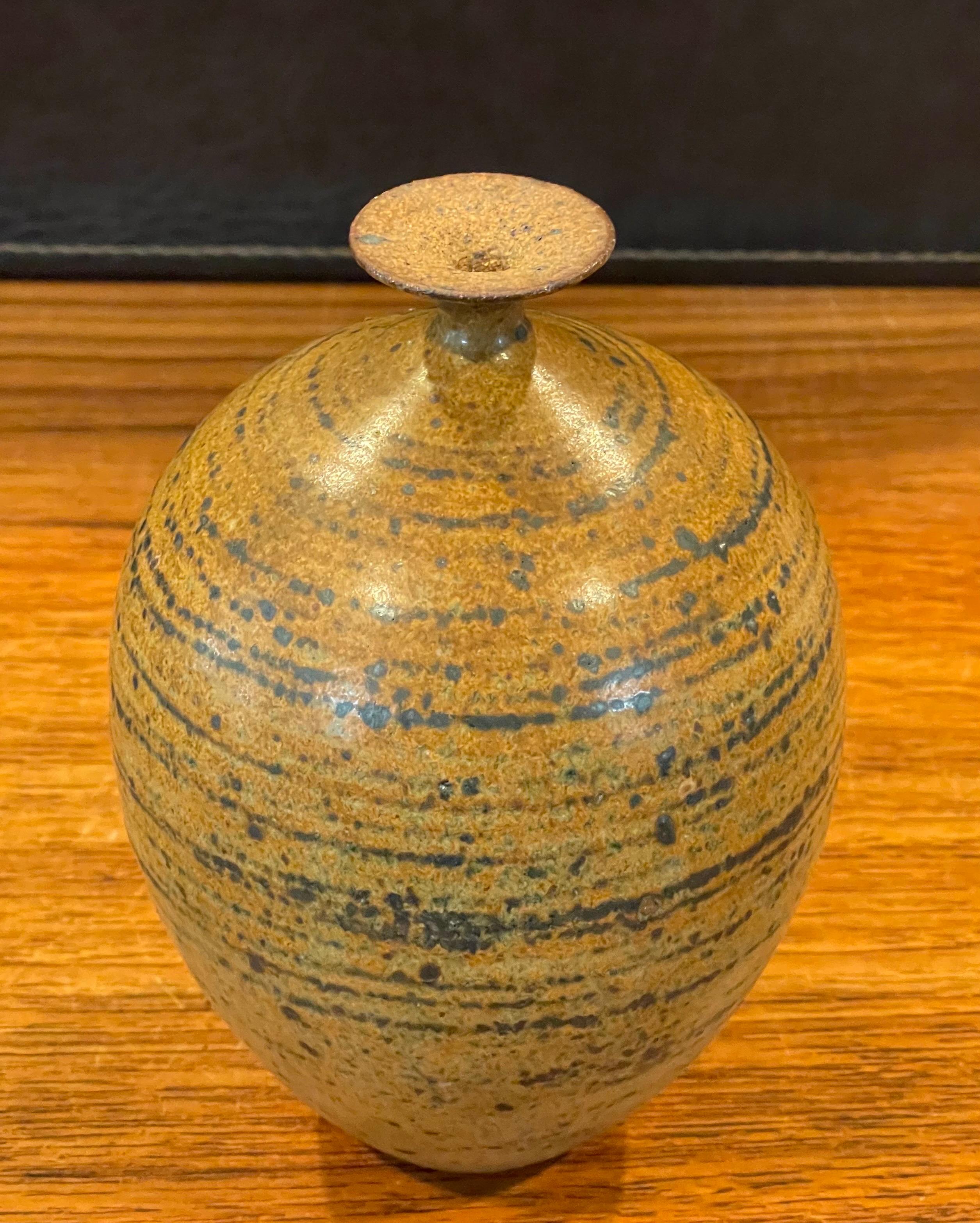 North American California Design Stoneware Weed Pot / Vase by Wayne Chapman For Sale