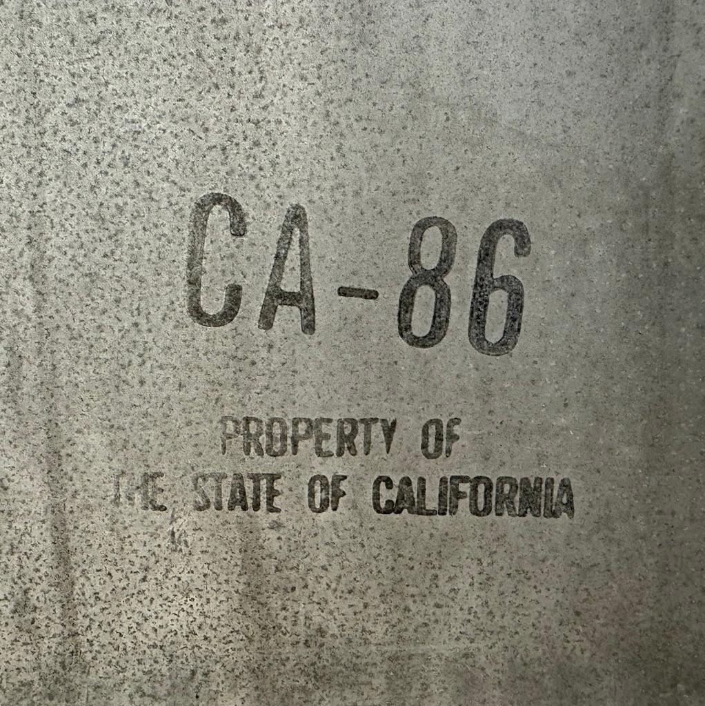 California Freeway Sign, 1986 USA For Sale 9