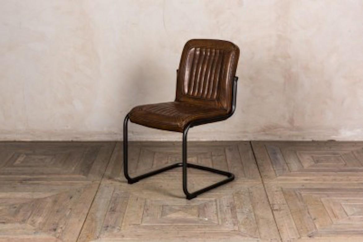 A fine California leather look dining chairs, 20th century.

Ideal for use in homes and commercial spaces, the ‘California’ leather look dining chairs are a fantastic addition to our seating range.

Available in brown, grey, and white, the